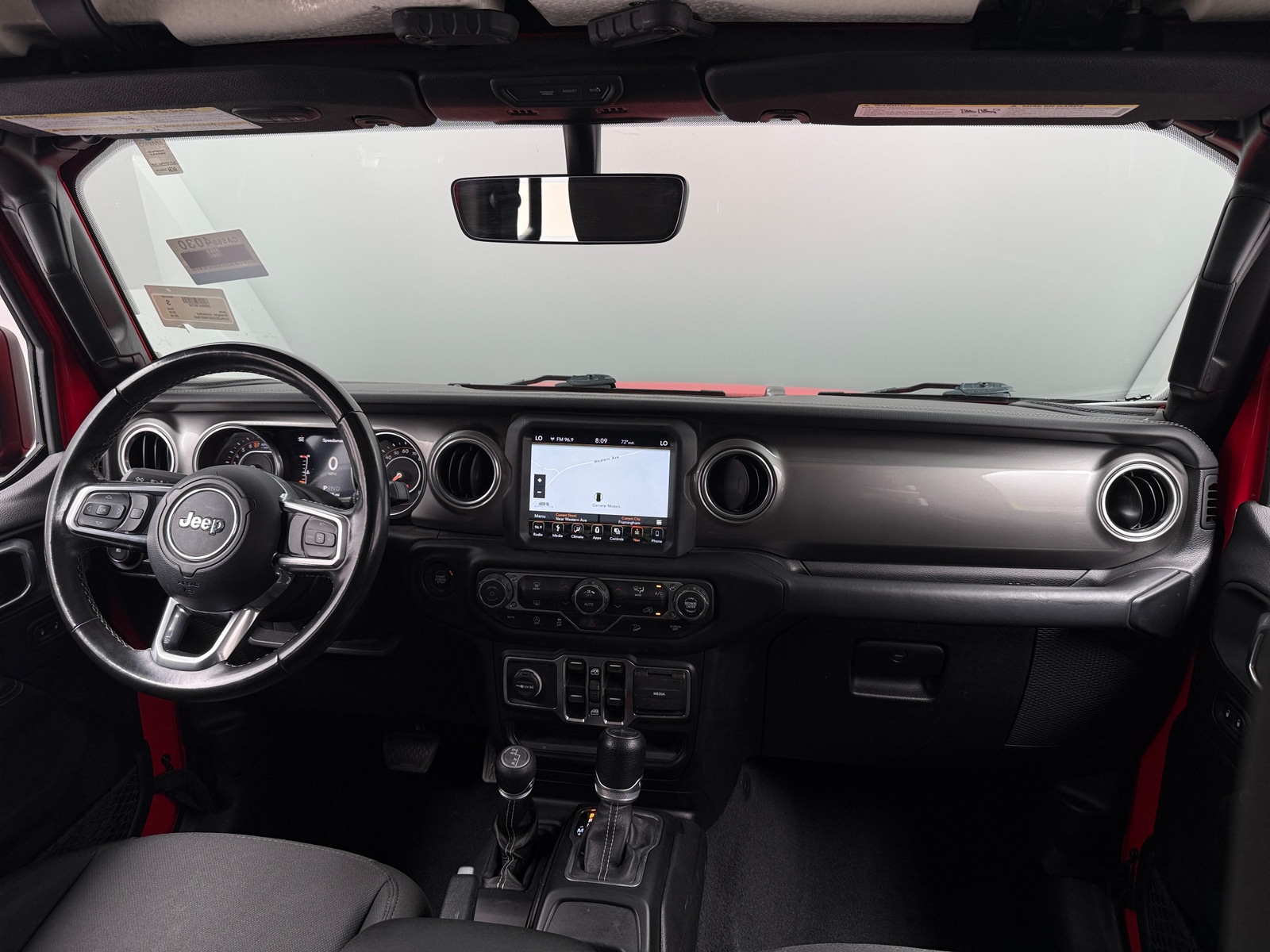 Thumbnail: 2019 Jeep Wrangler - 3