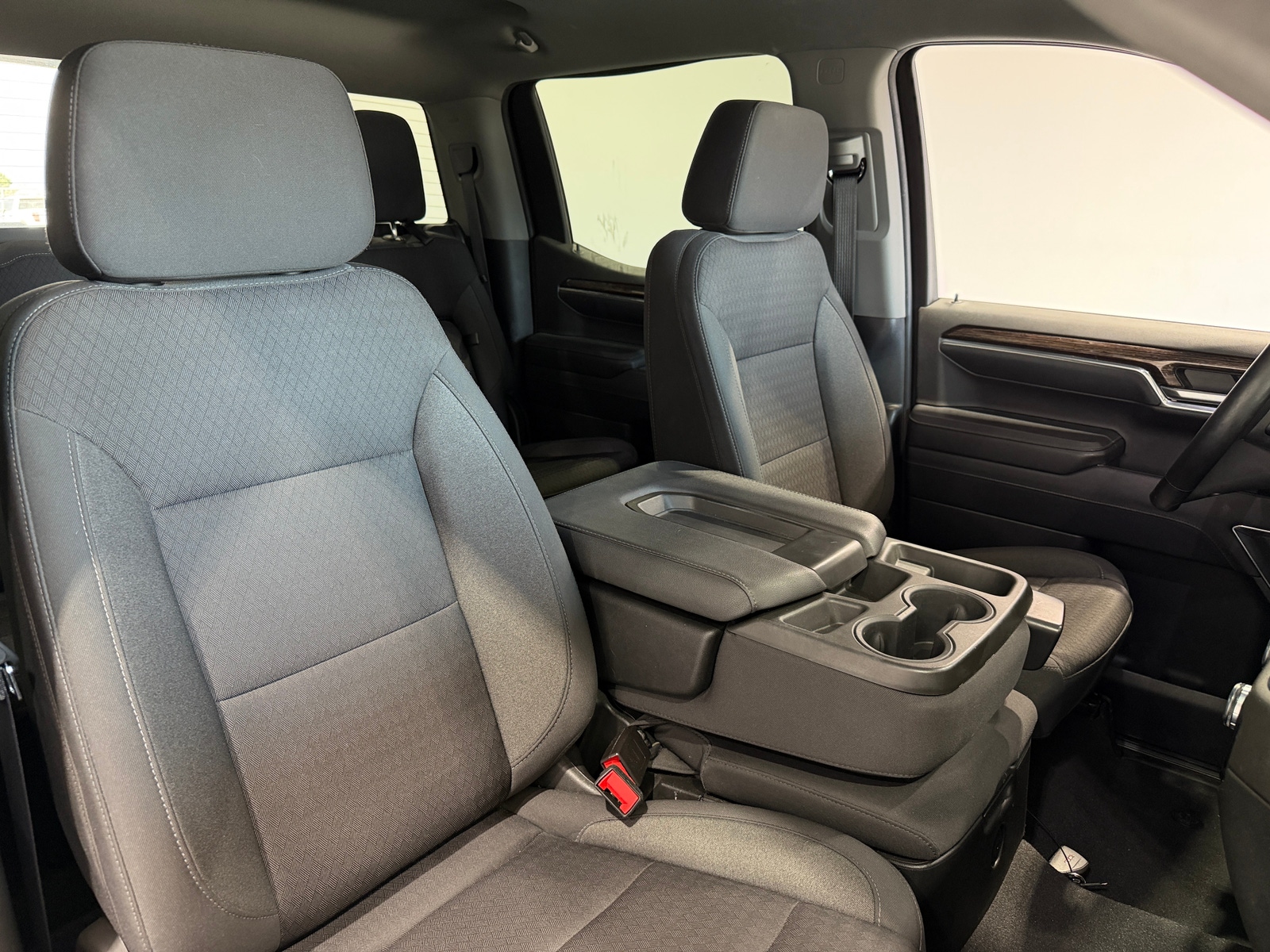 Thumbnail: 2023 GMC Sierra 1500 - 2