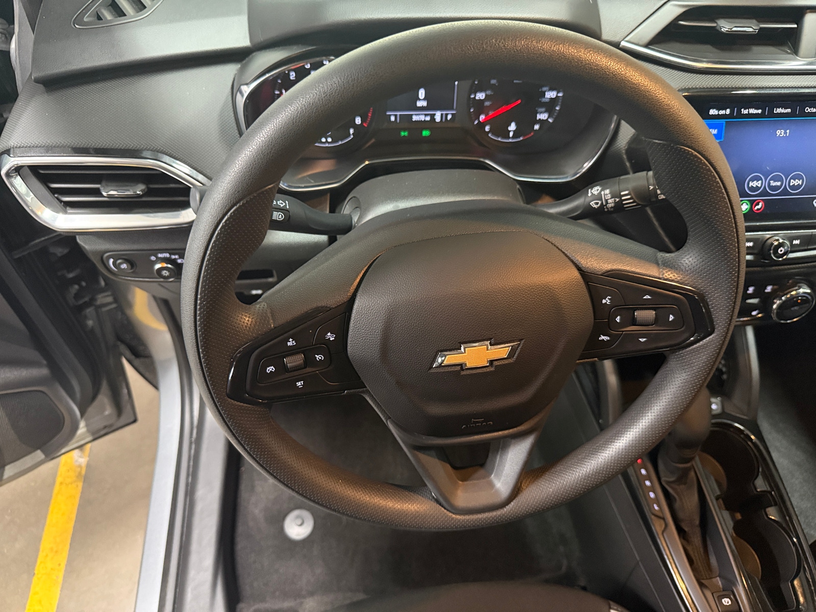 Thumbnail: 2023 Chevrolet TrailBlazer - 5