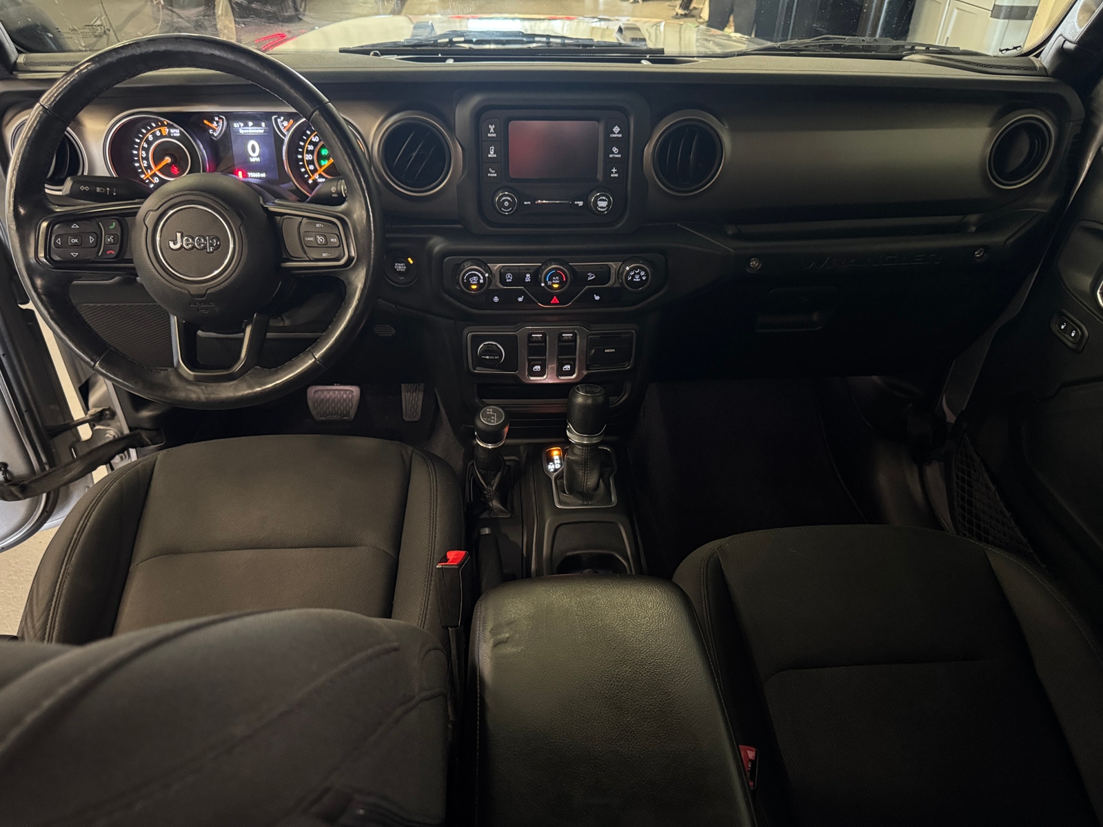 Thumbnail: 2018 Jeep Wrangler - 3
