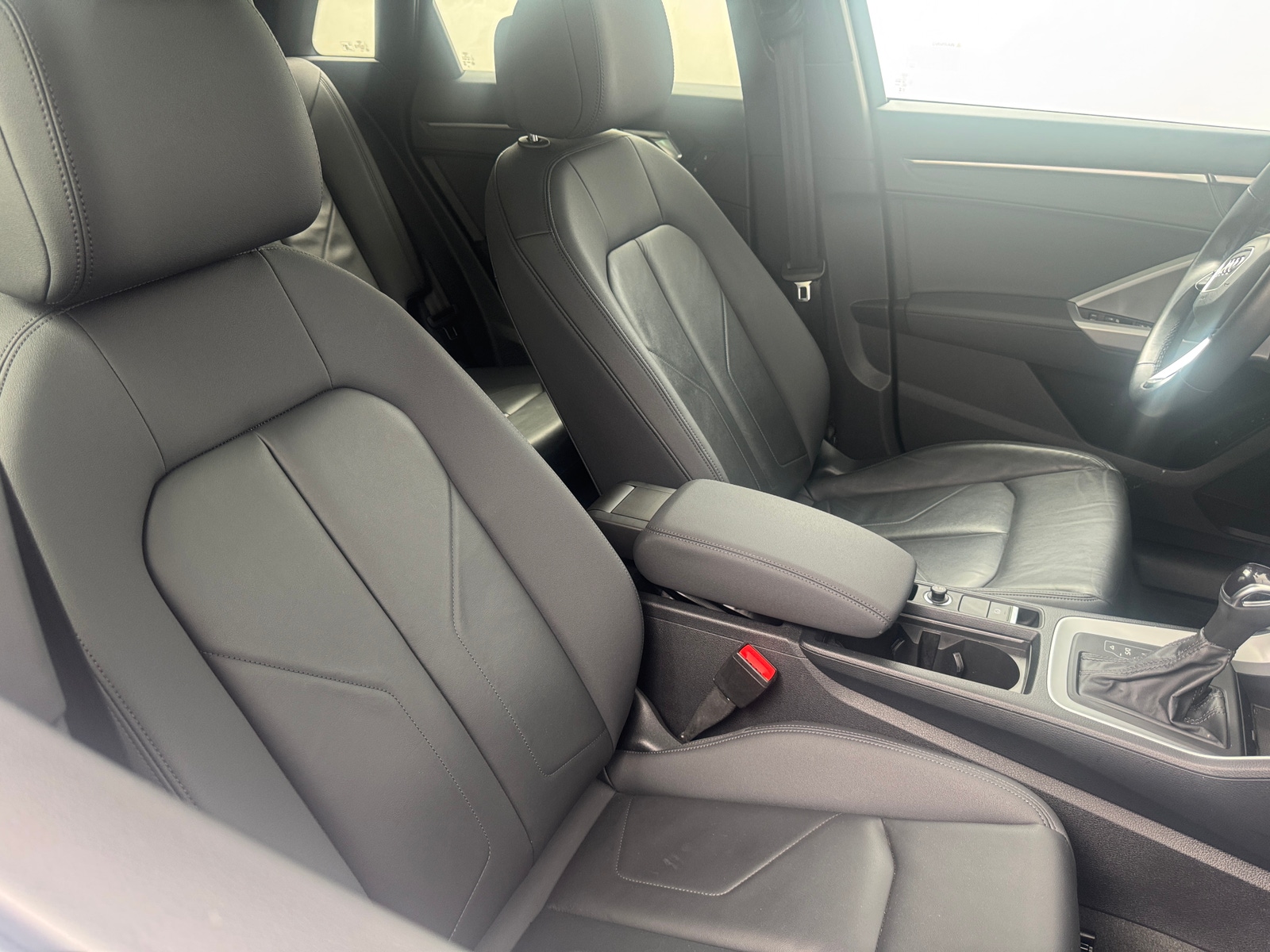 Thumbnail: 2023 Audi Q3 - 2