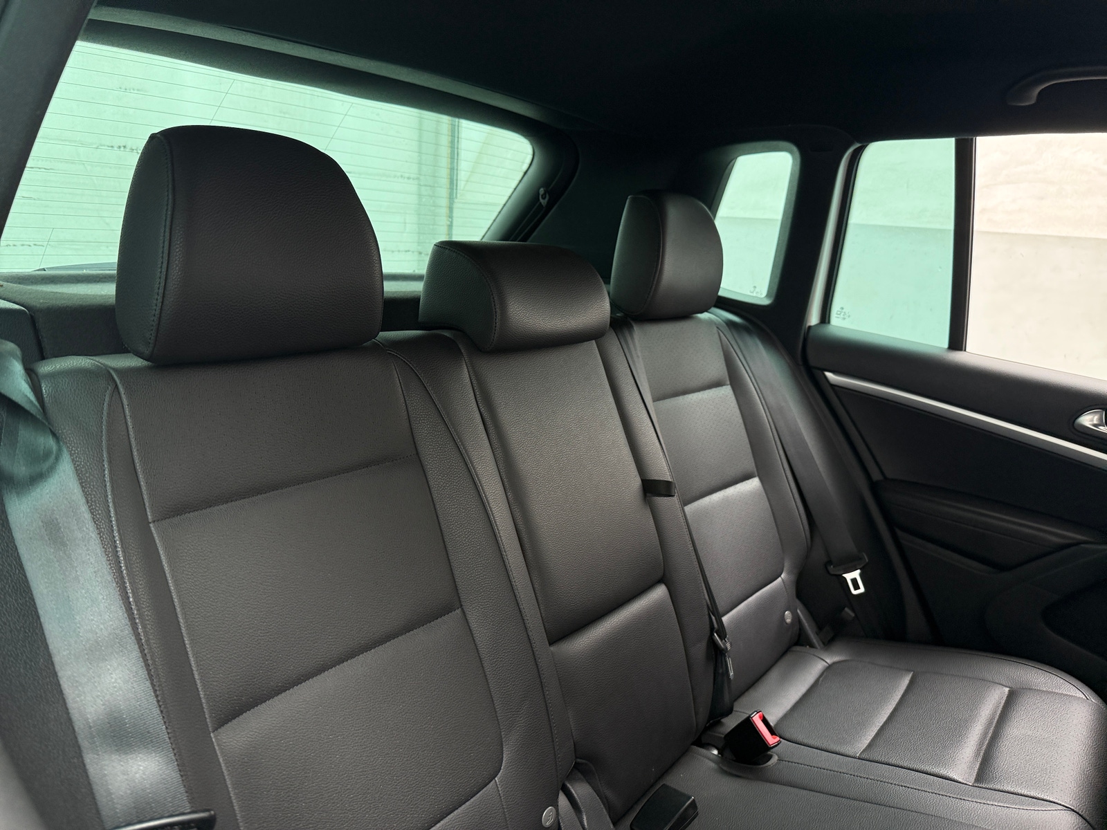 Thumbnail: 2016 Volkswagen Tiguan - 6