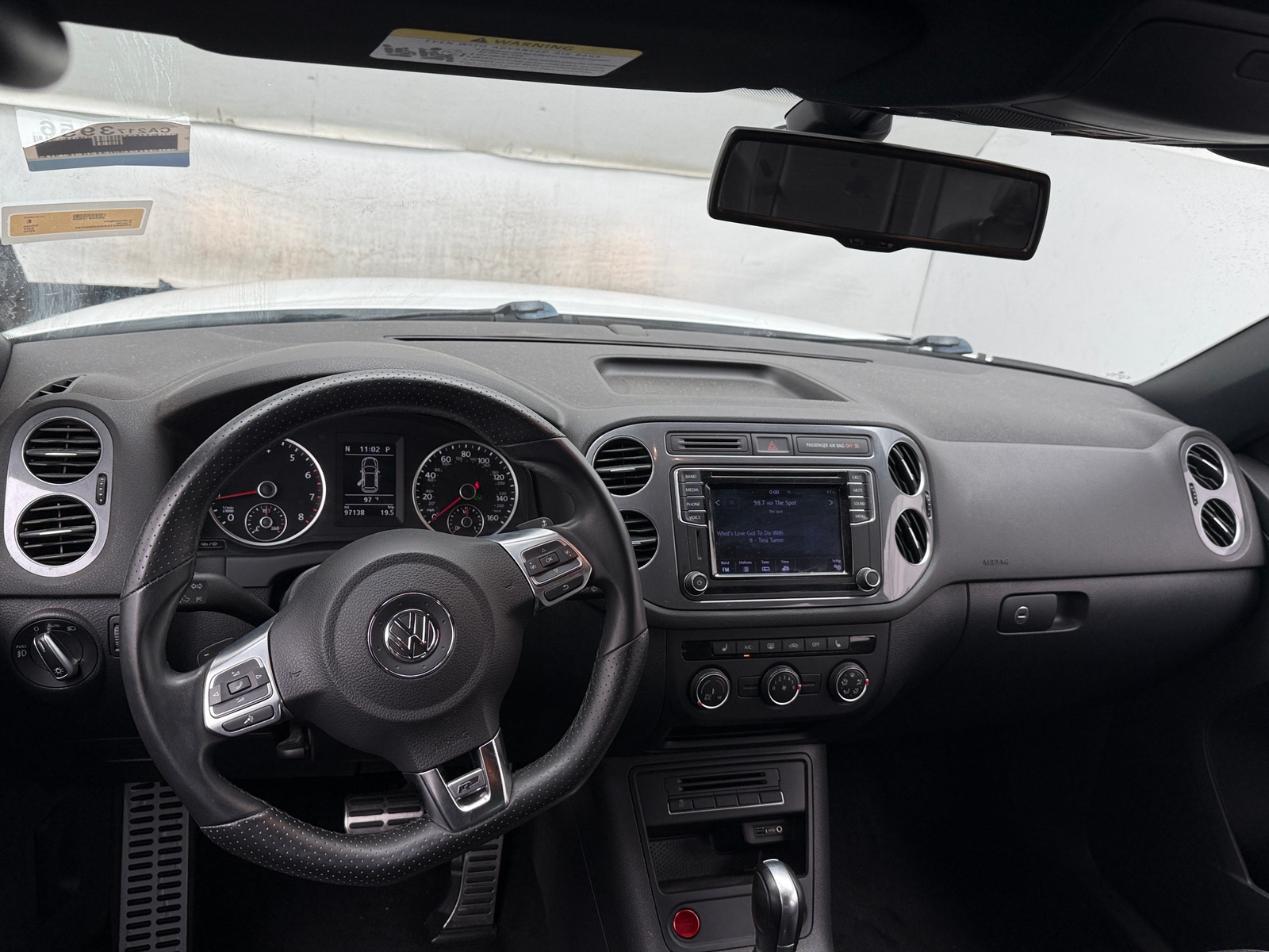 Thumbnail: 2016 Volkswagen Tiguan - 3