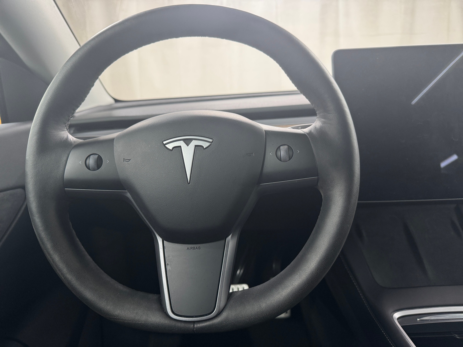 Thumbnail: 2022 Tesla Model Y - 4