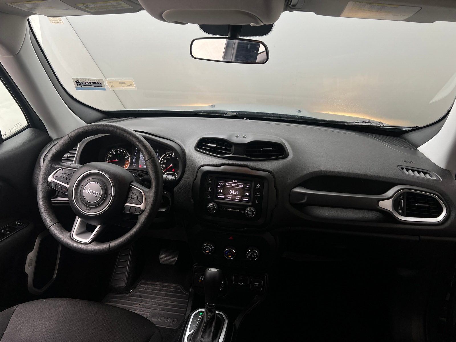 Thumbnail: 2018 Jeep Renegade - 3