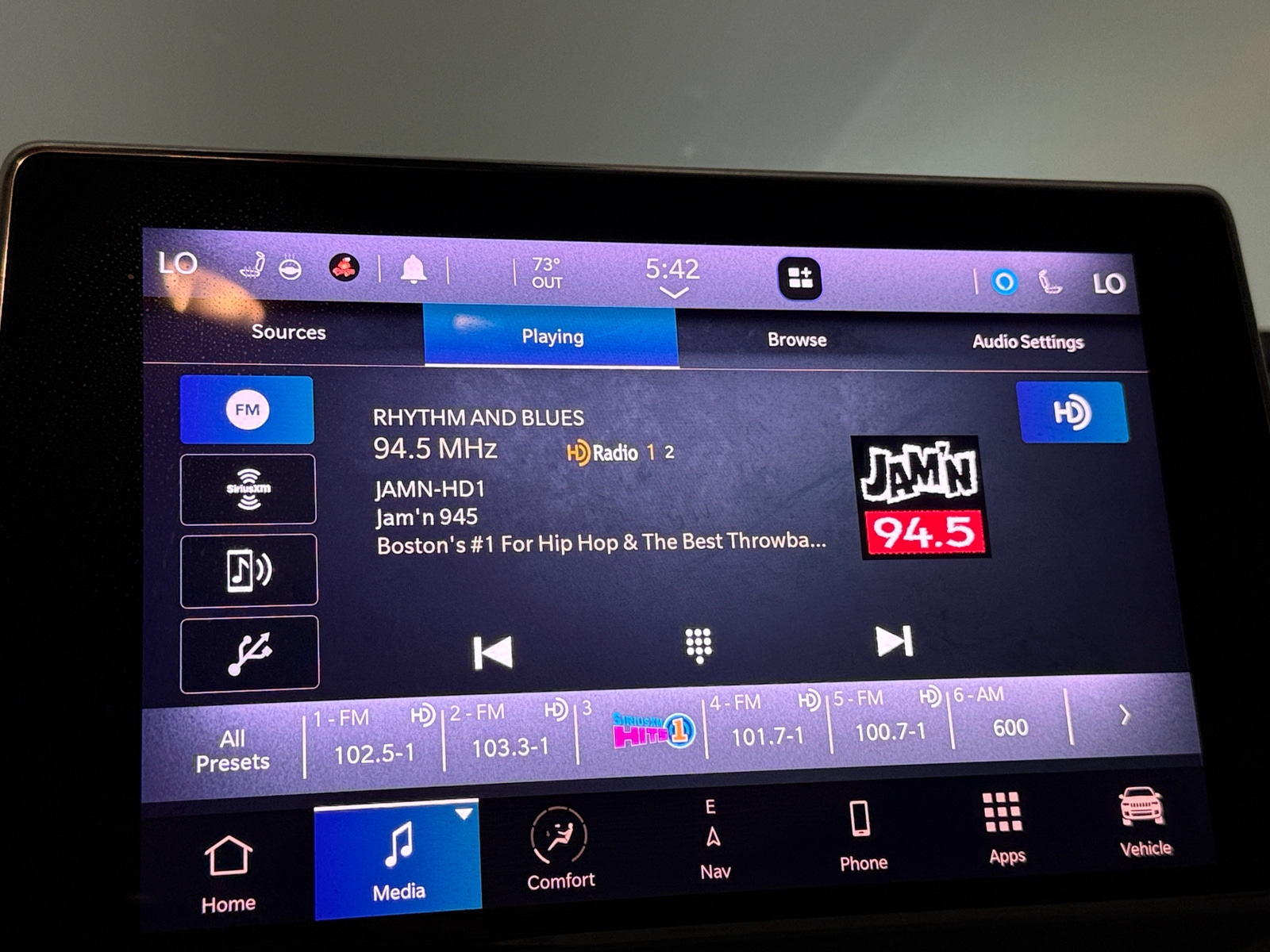 Thumbnail: 2022 Jeep Compass - 3