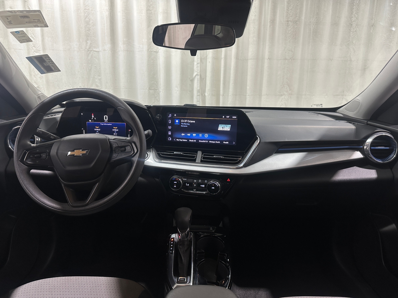 Thumbnail: 2025 Chevrolet Trax - 2