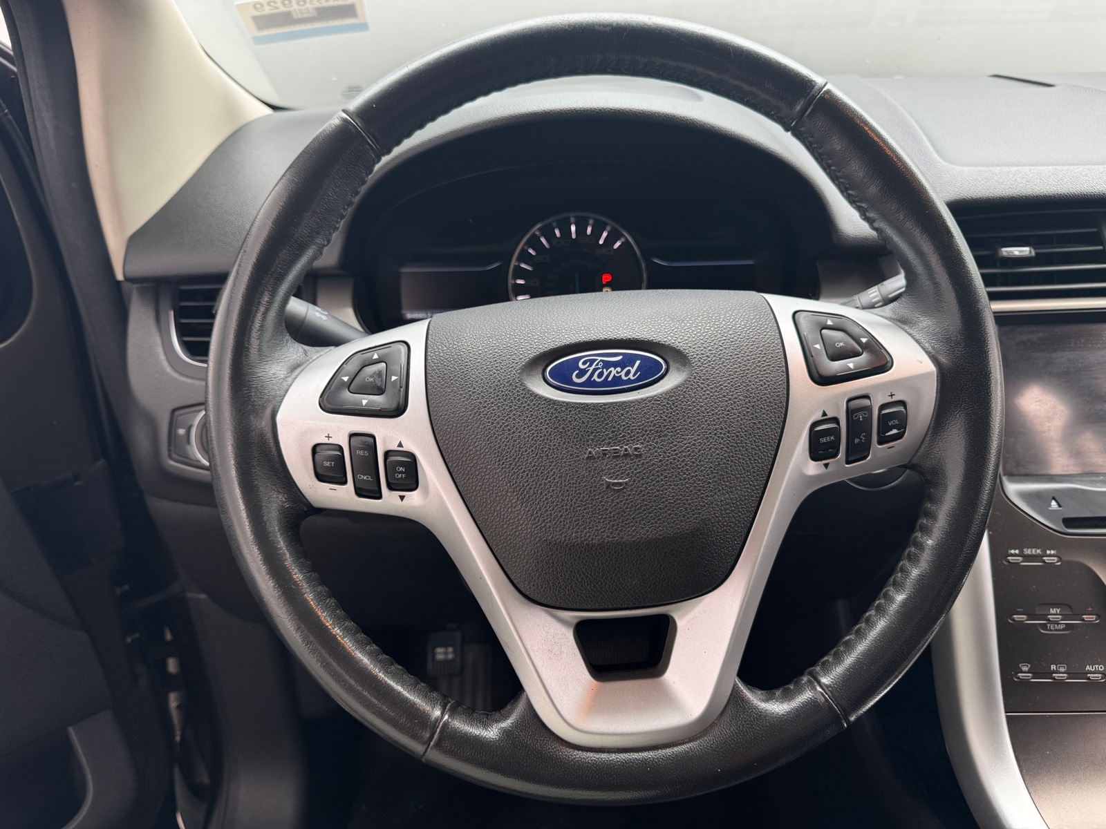 Thumbnail: 2012 Ford Edge - 4