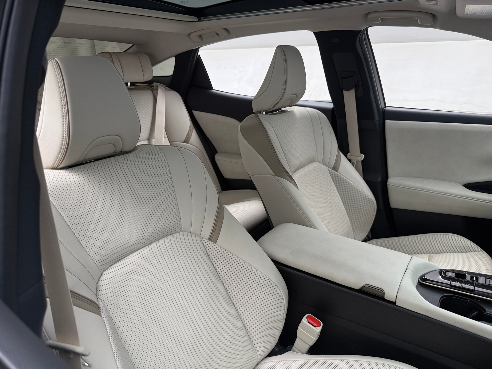 Thumbnail: 2024 Toyota Crown - 2