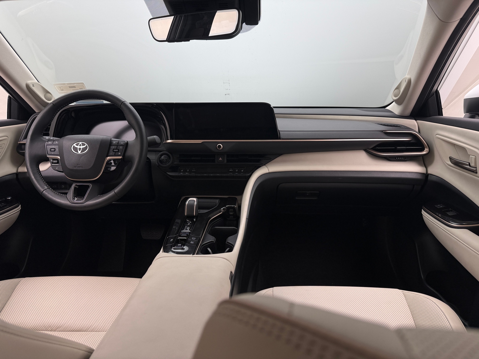 Thumbnail: 2024 Toyota Crown - 3