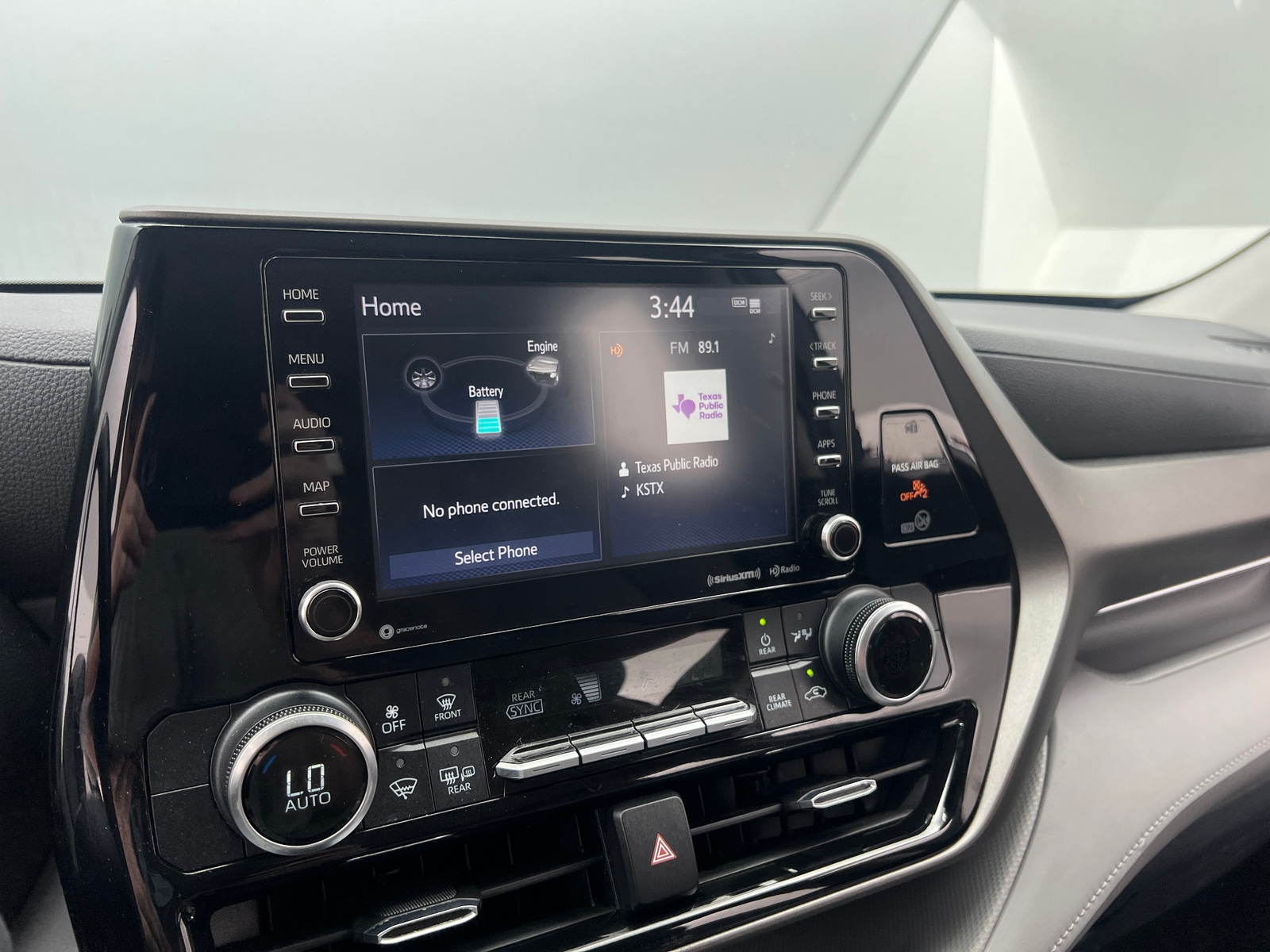 Thumbnail: 2020 Toyota Highlander - 4