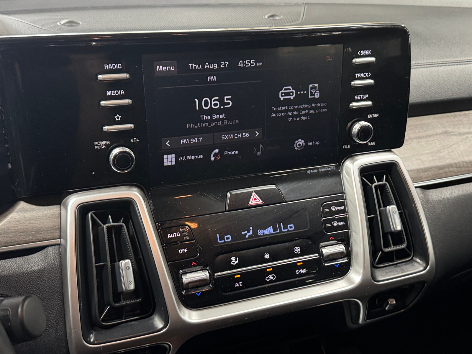 Thumbnail: 2021 Kia Sorento - 3
