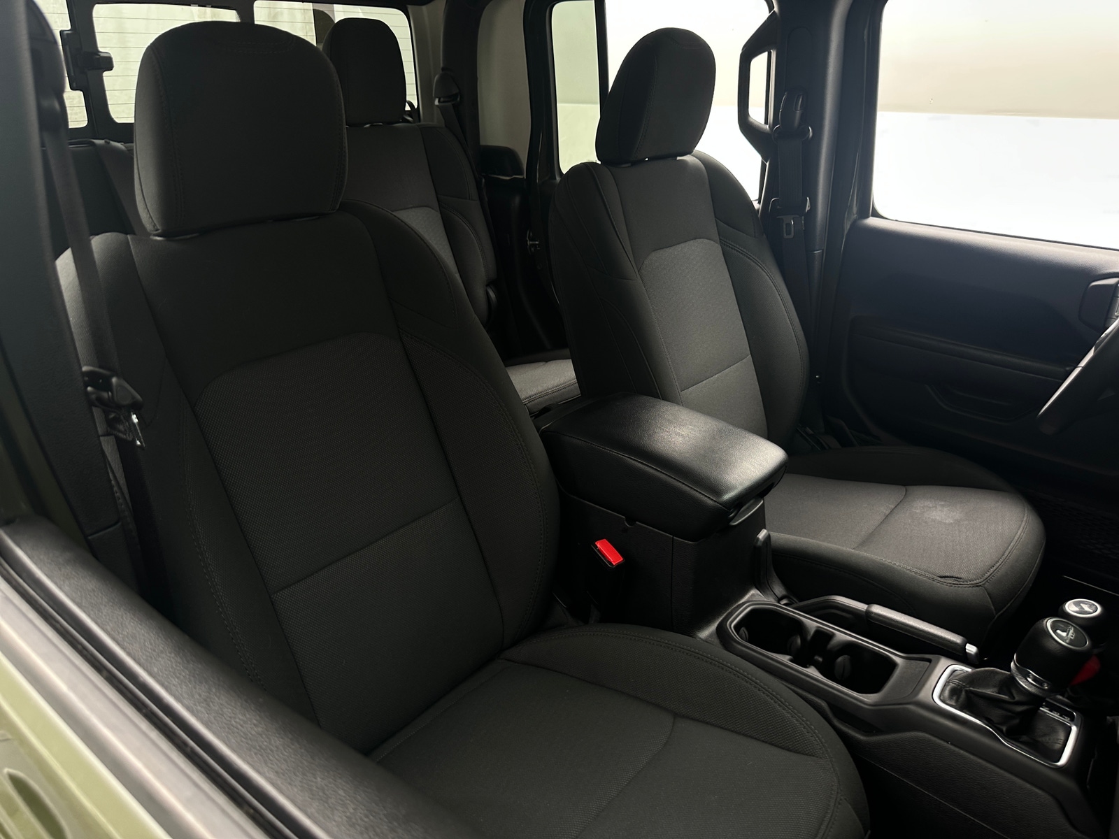 Thumbnail: 2023 Jeep Gladiator - 2
