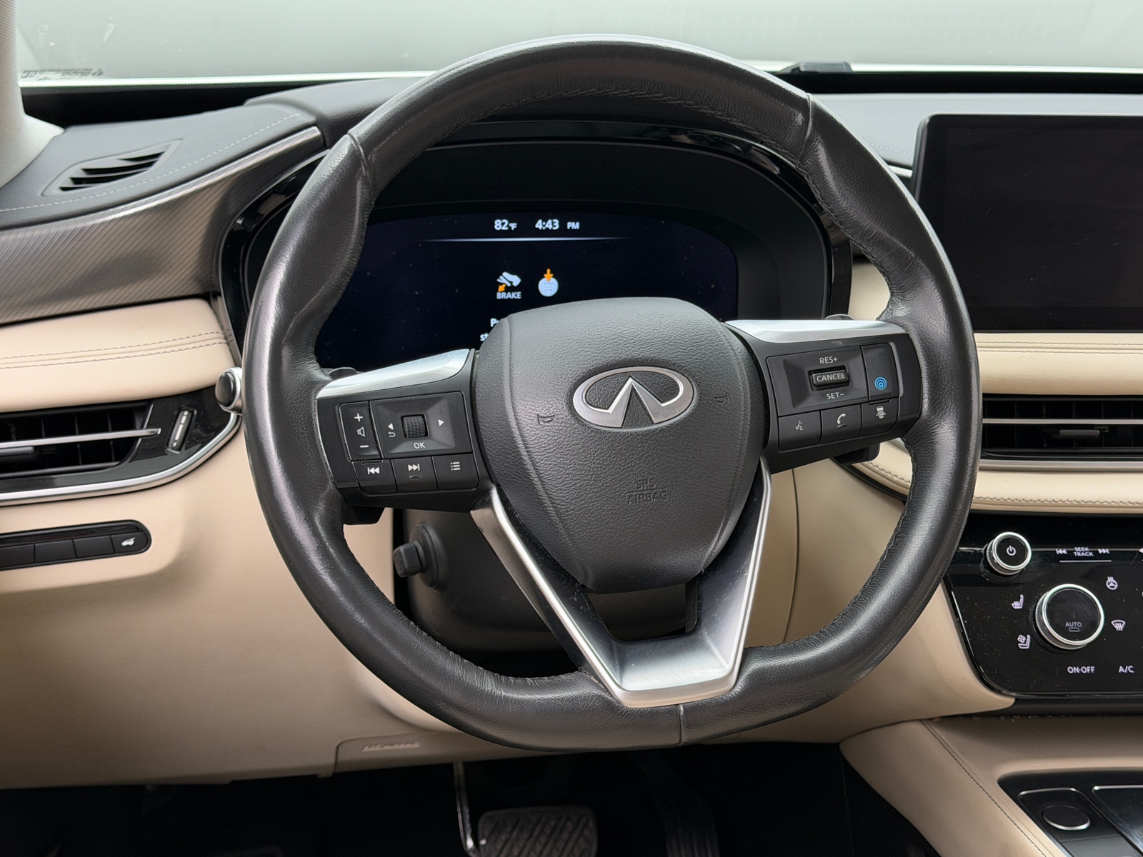 Thumbnail: 2024 INFINITI QX60 - 4