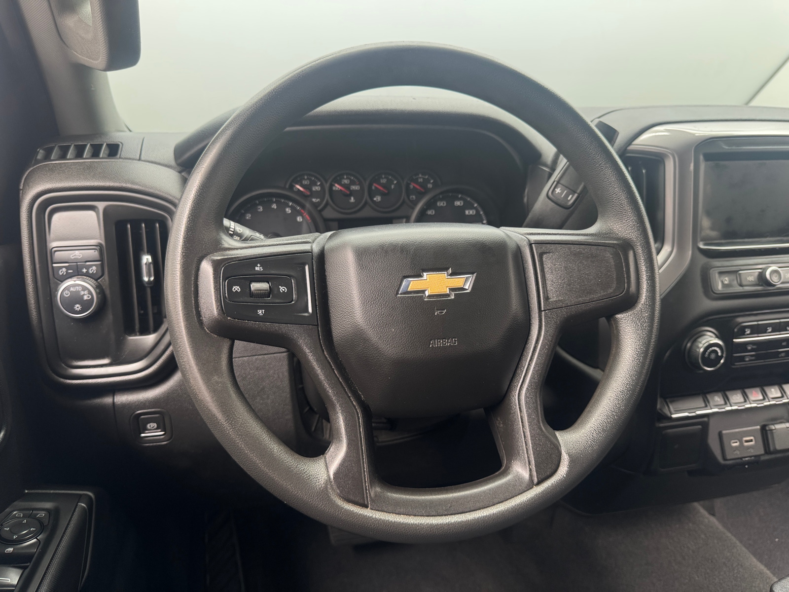 Thumbnail: 2021 Chevrolet Silverado 1500 - 5