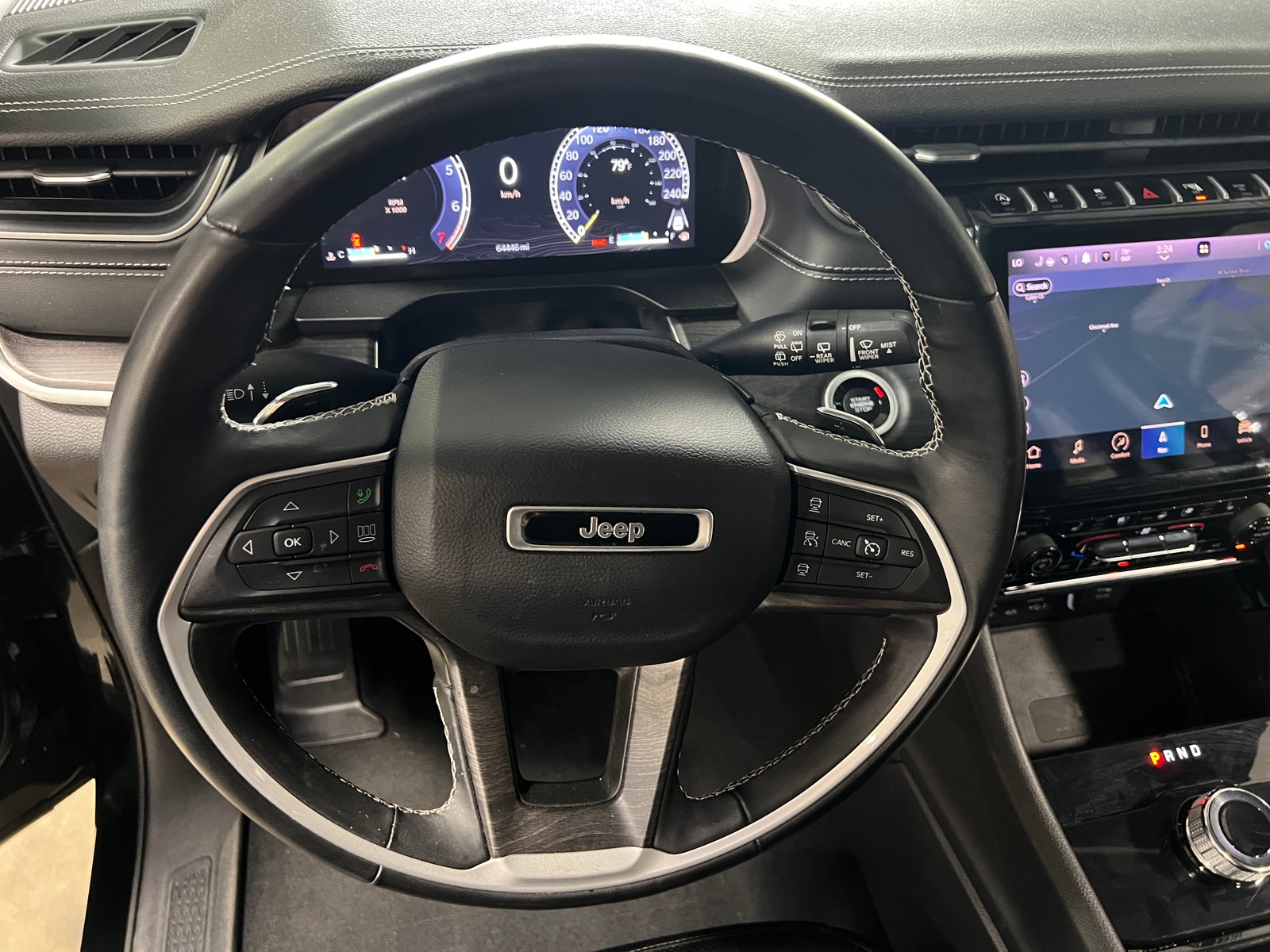 Thumbnail: 2022 Jeep Grand Cherokee L - 4
