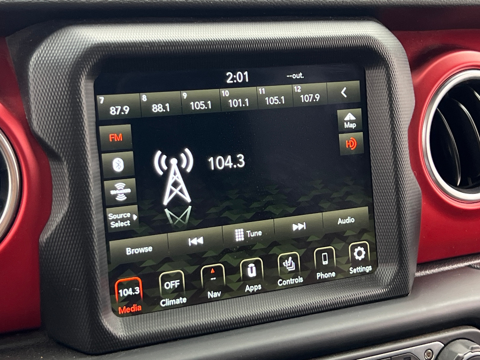 Thumbnail: 2022 Jeep Wrangler - 4
