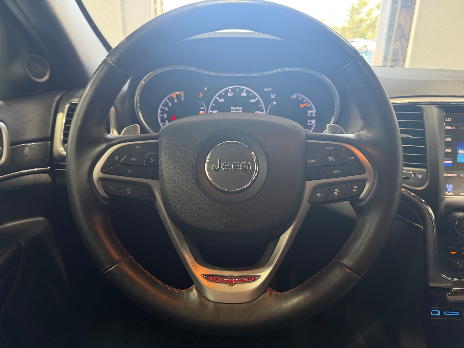 Thumbnail: 2017 Jeep Grand Cherokee - 4