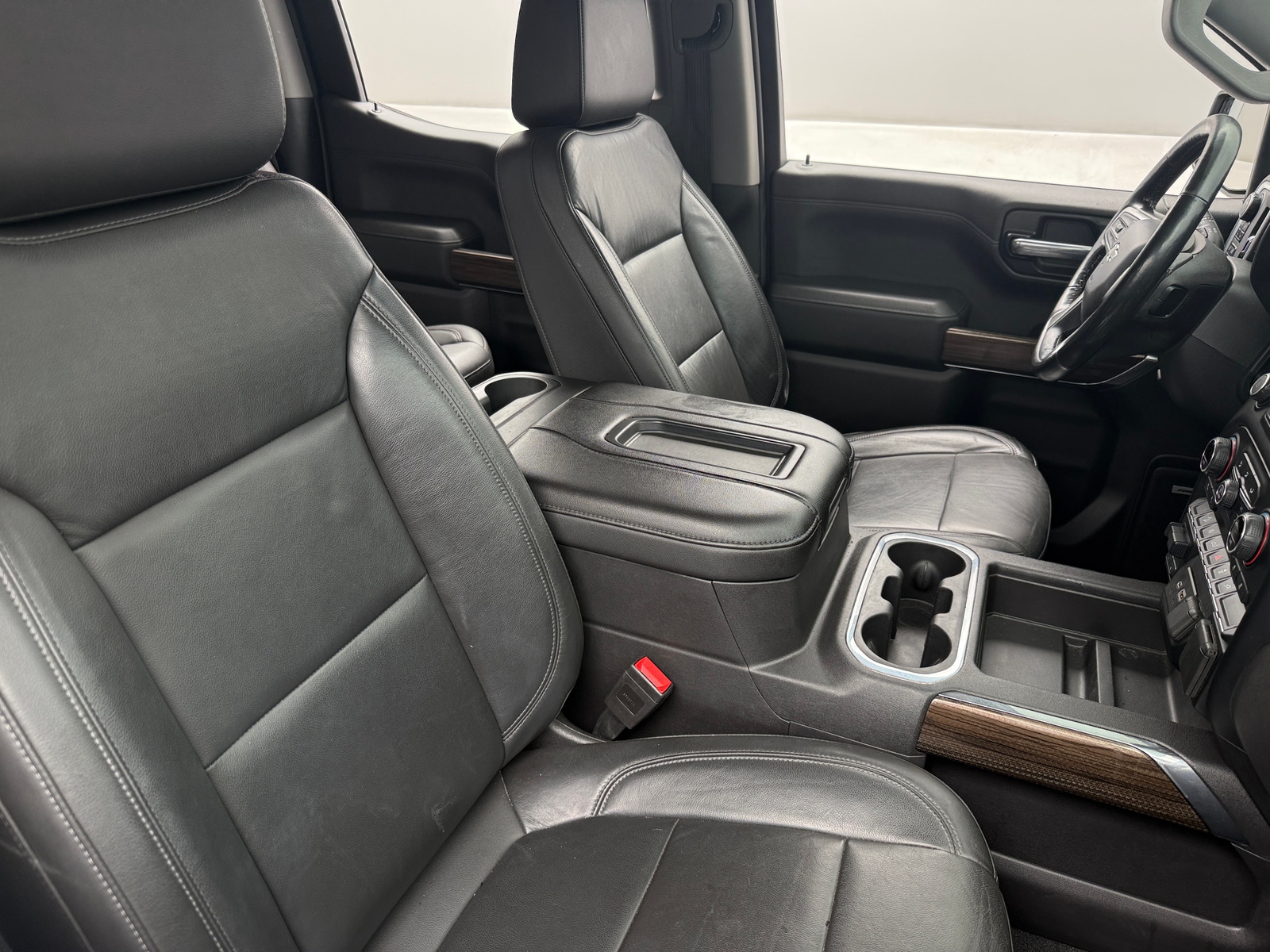 Thumbnail: 2020 Chevrolet Silverado 1500 - 2