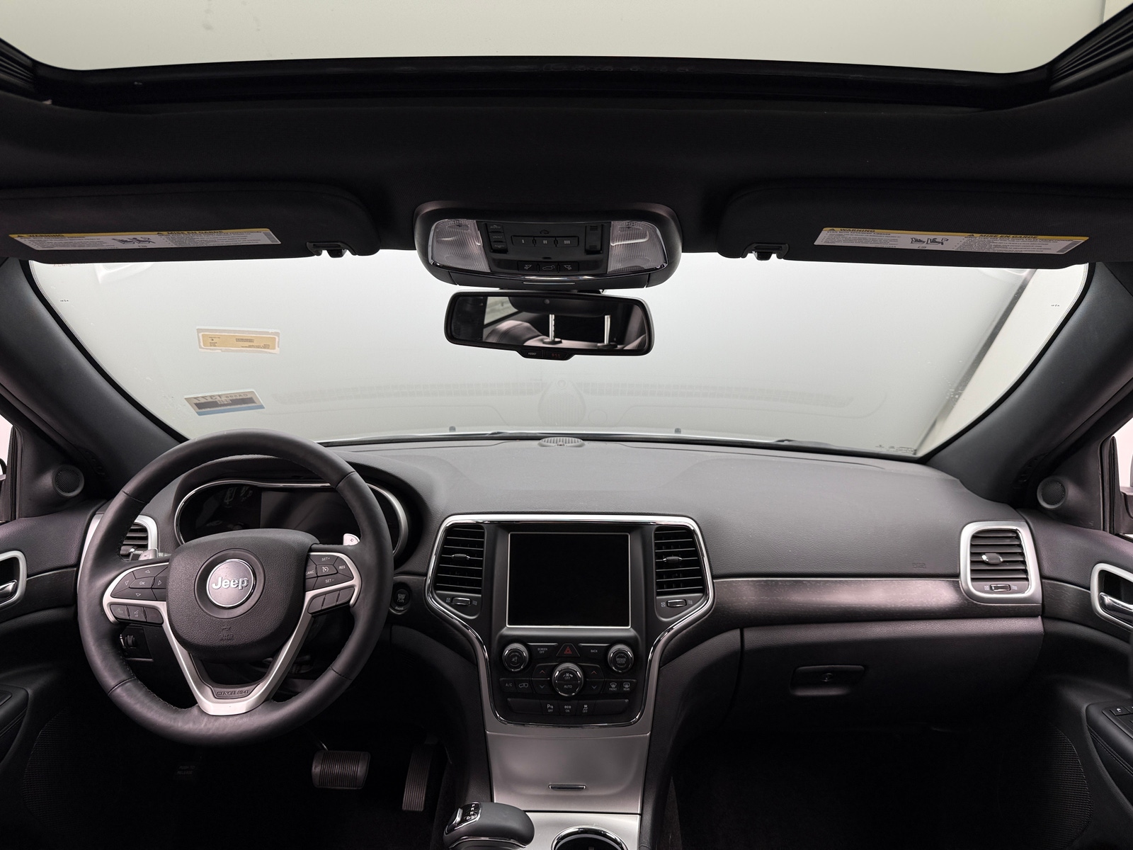 Thumbnail: 2015 Jeep Grand Cherokee - 2