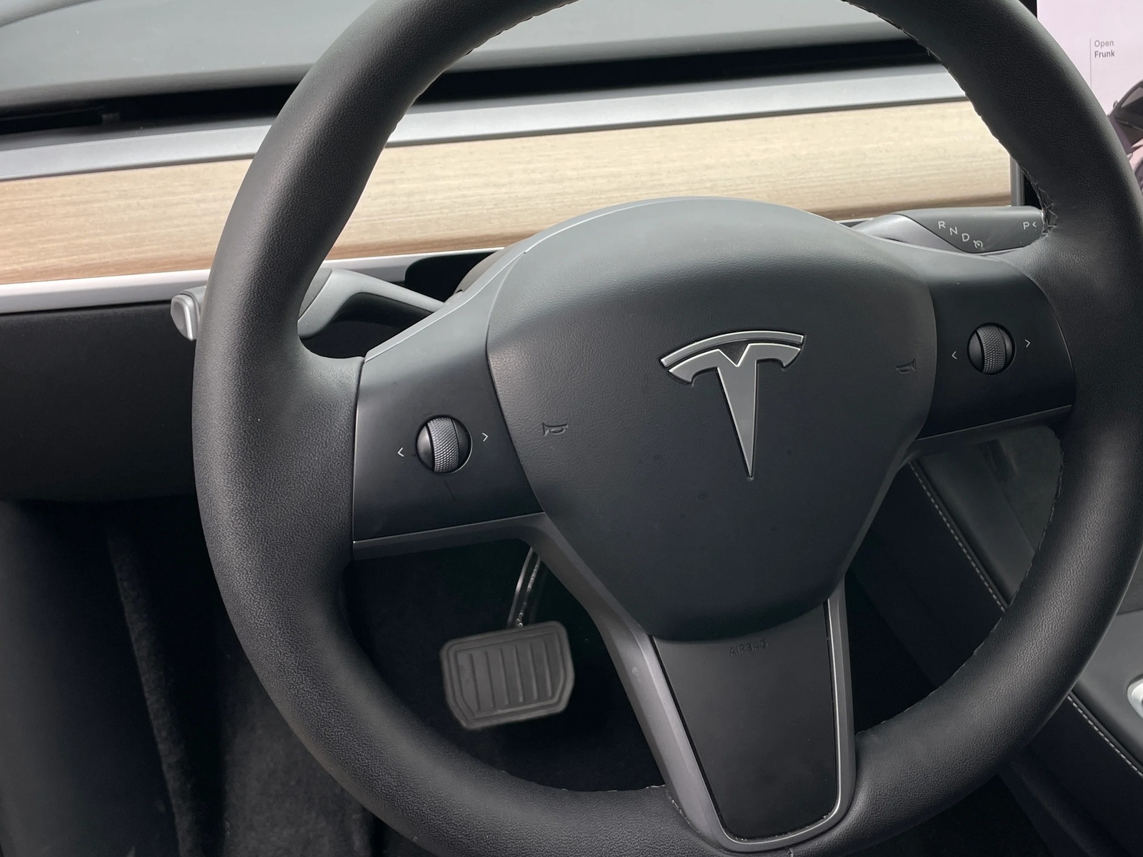Thumbnail: 2025 Tesla Model Y - 3