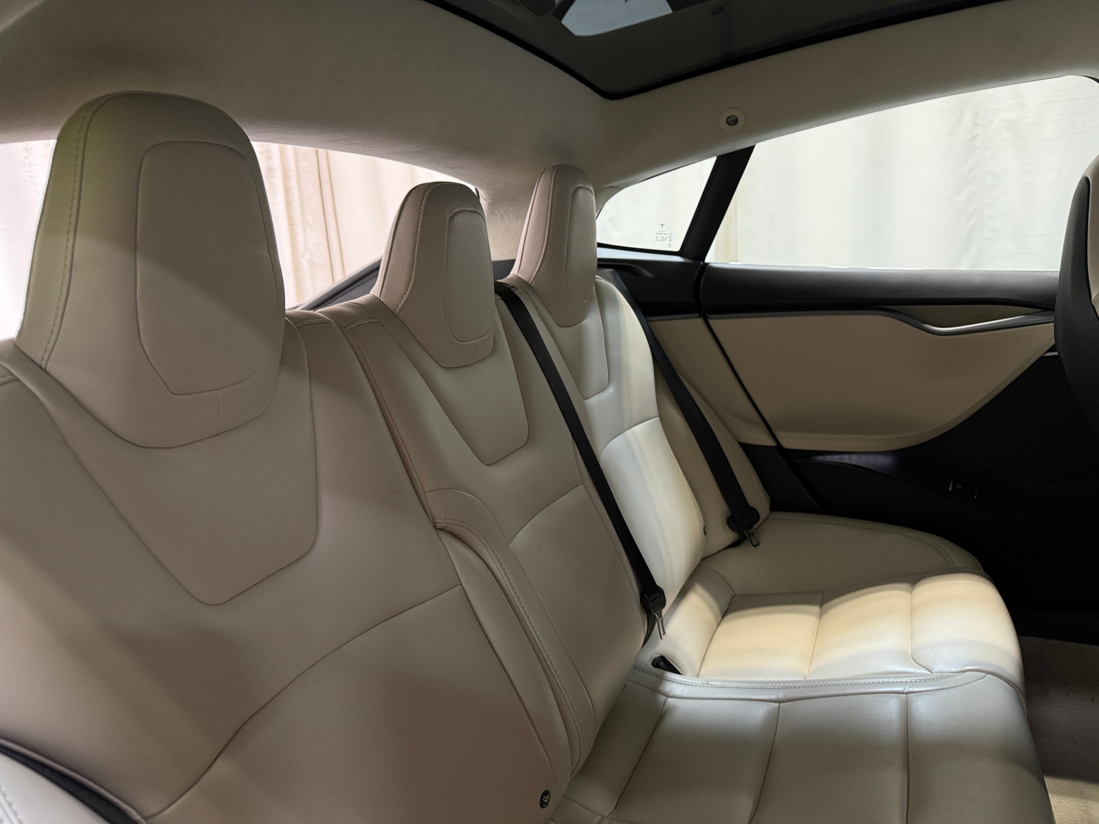 Thumbnail: 2019 Tesla Model S - 5