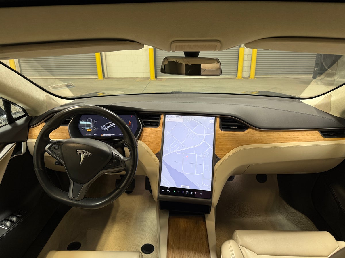 2019 Tesla Model S 100D Long Range in Gray — photo 2