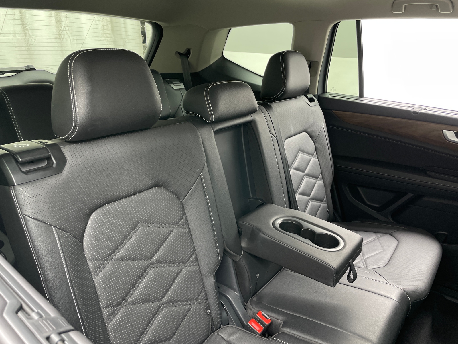 Thumbnail: 2026 Volkswagen Atlas - 5