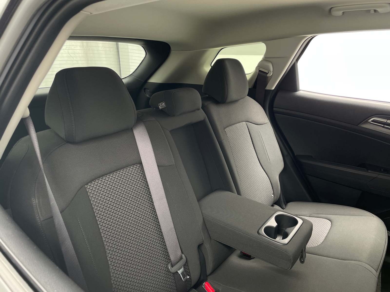 Thumbnail: 2026 Kia Sportage - 6