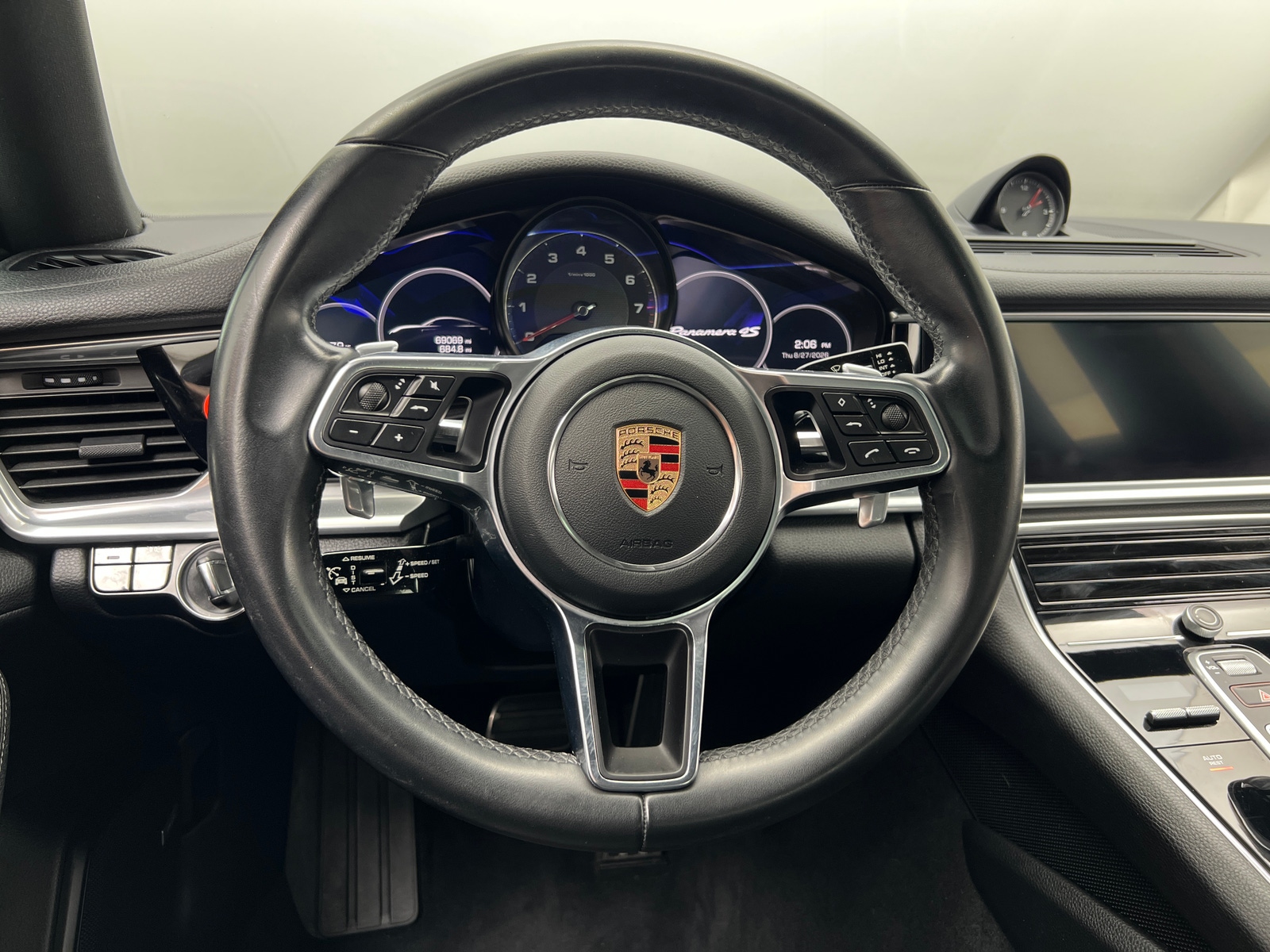 Thumbnail: 2018 Porsche Panamera - 5
