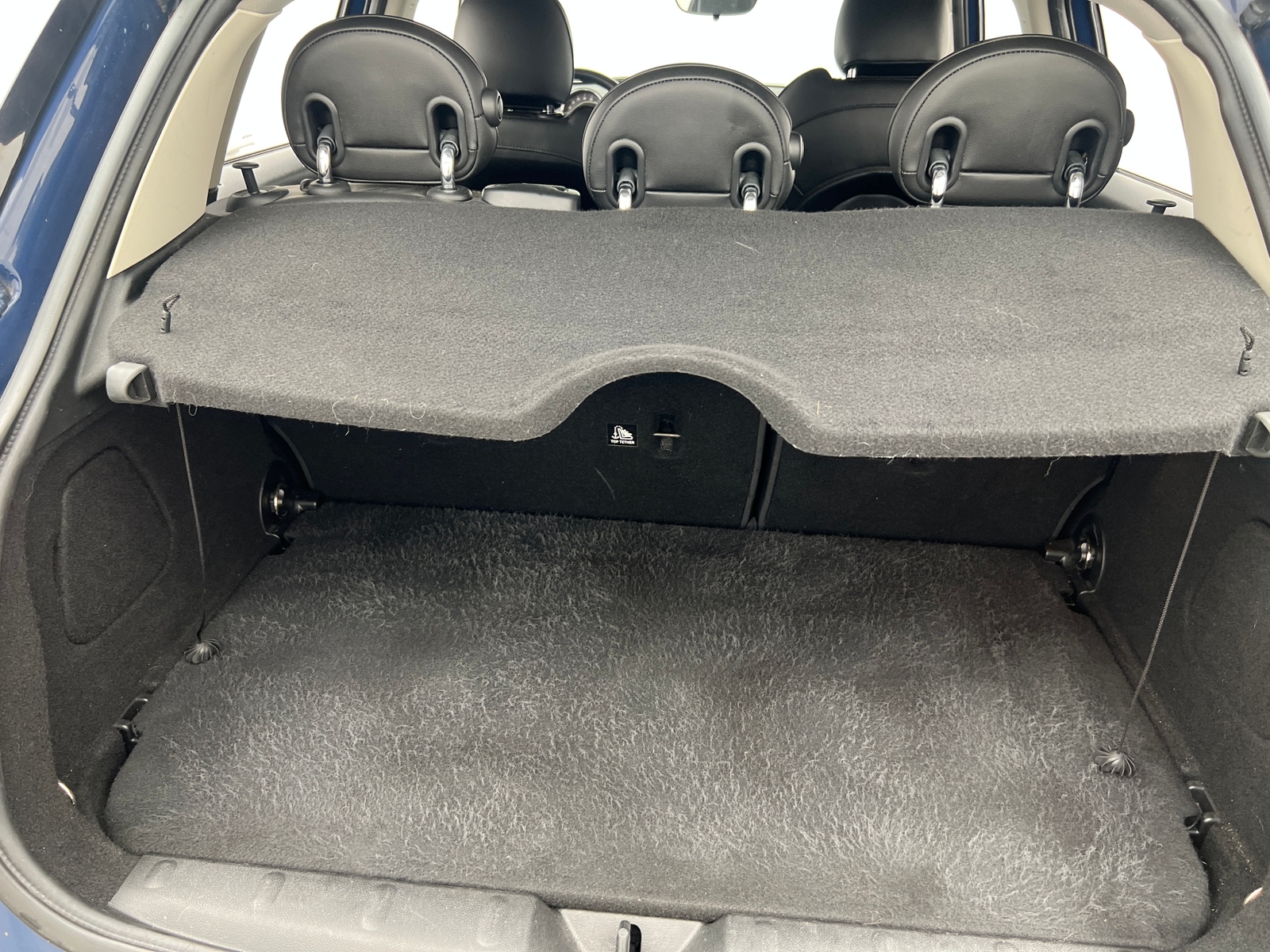 Thumbnail: 2016 MINI Cooper Hardtop - 6