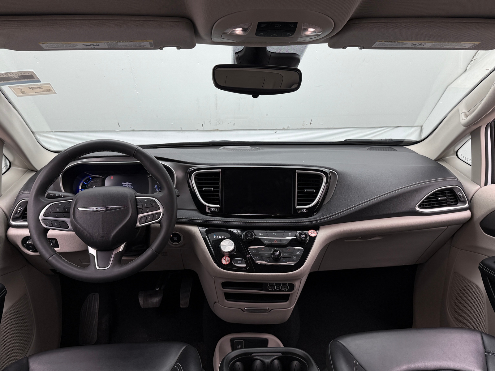 Thumbnail: 2023 Chrysler Pacifica - 2