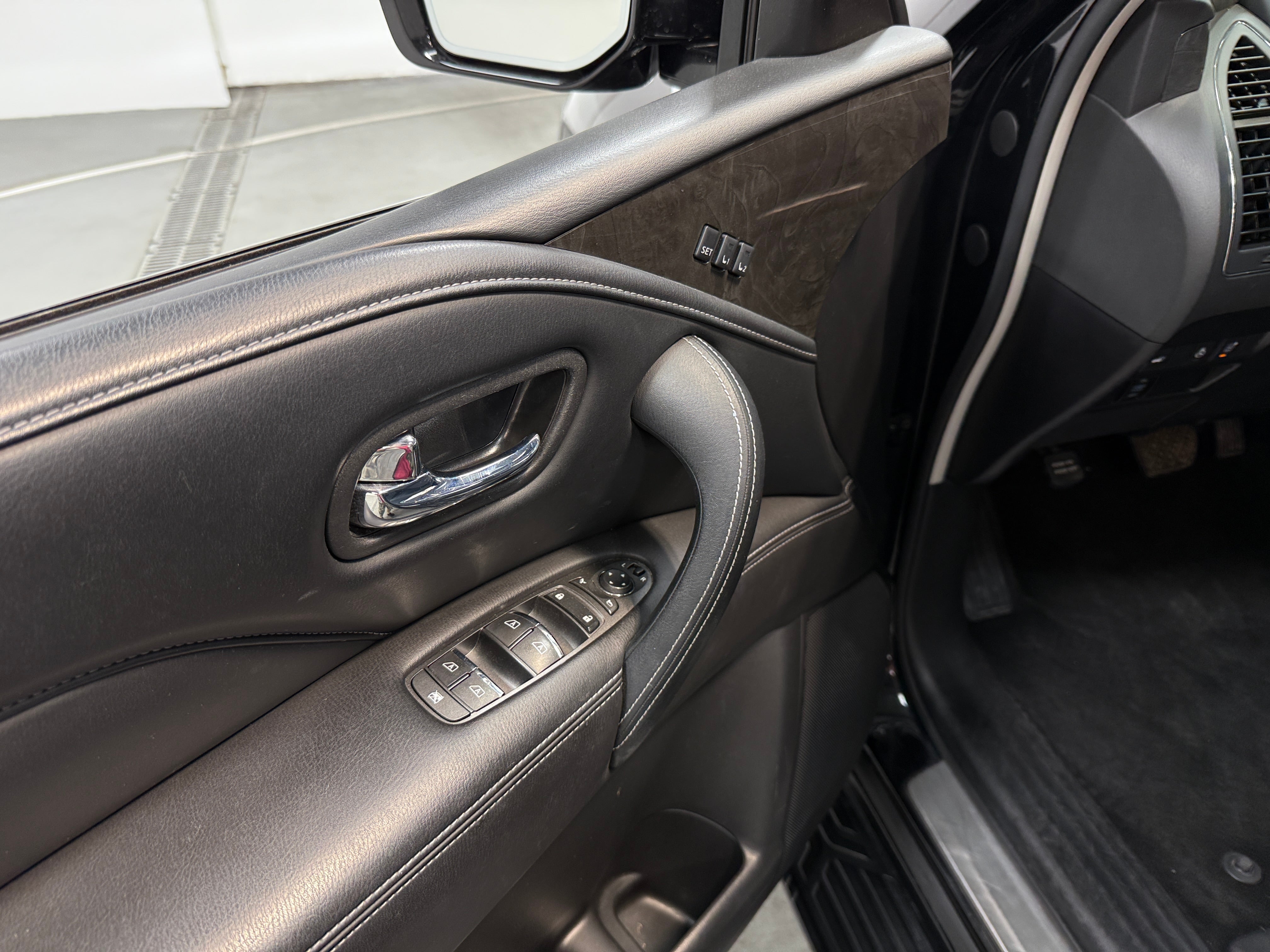 2023 INFINITI QX80 Luxe - Photo 13