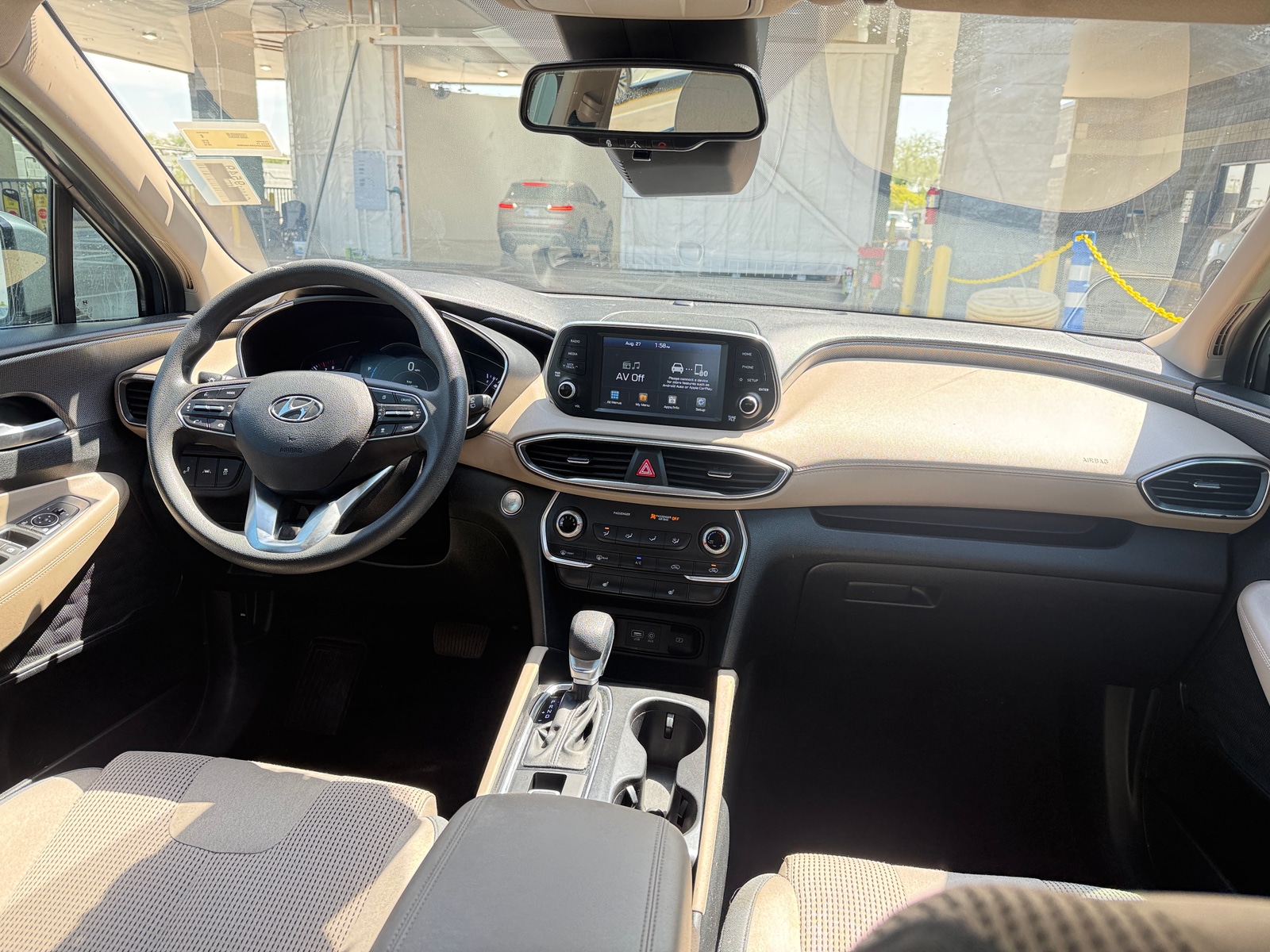 Thumbnail: 2019 Hyundai Santa Fe - 3