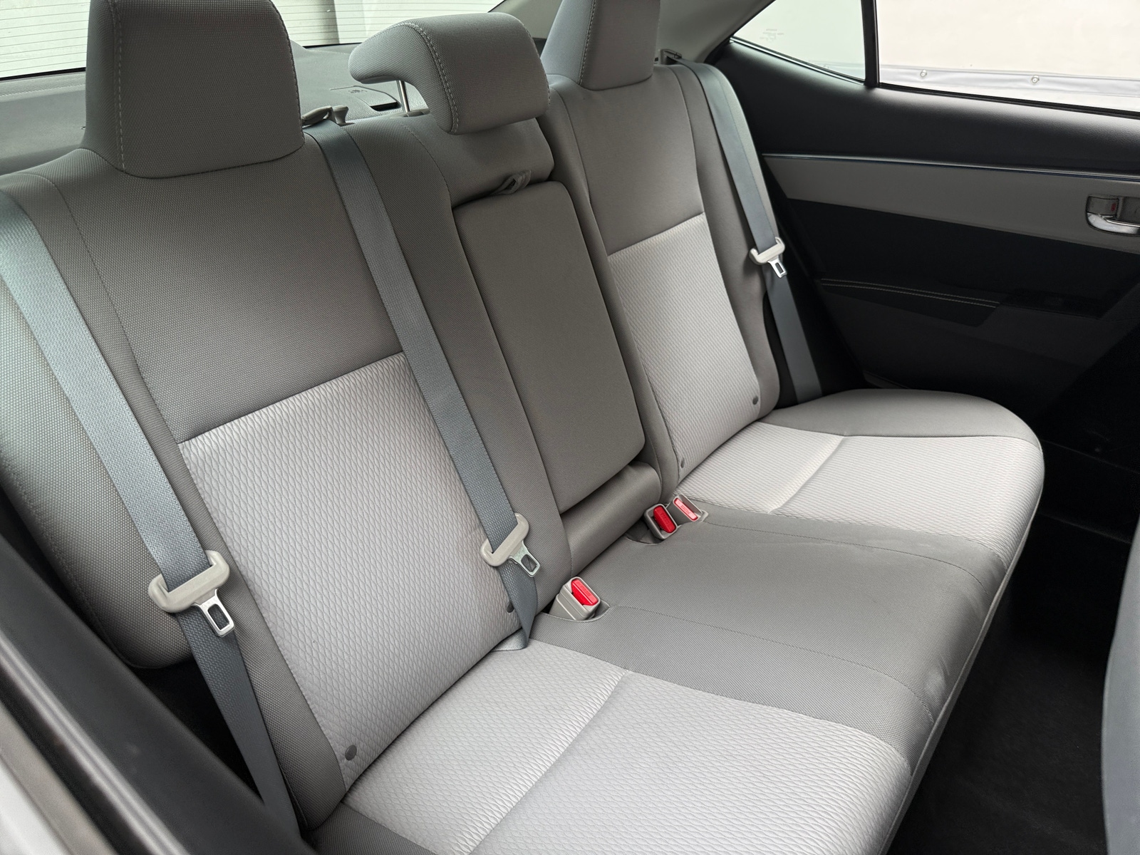 Thumbnail: 2015 Toyota Corolla - 6