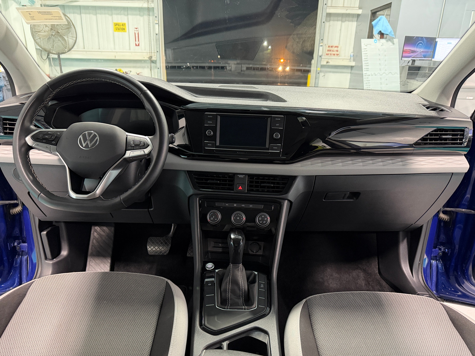 Thumbnail: 2023 Volkswagen Taos - 5