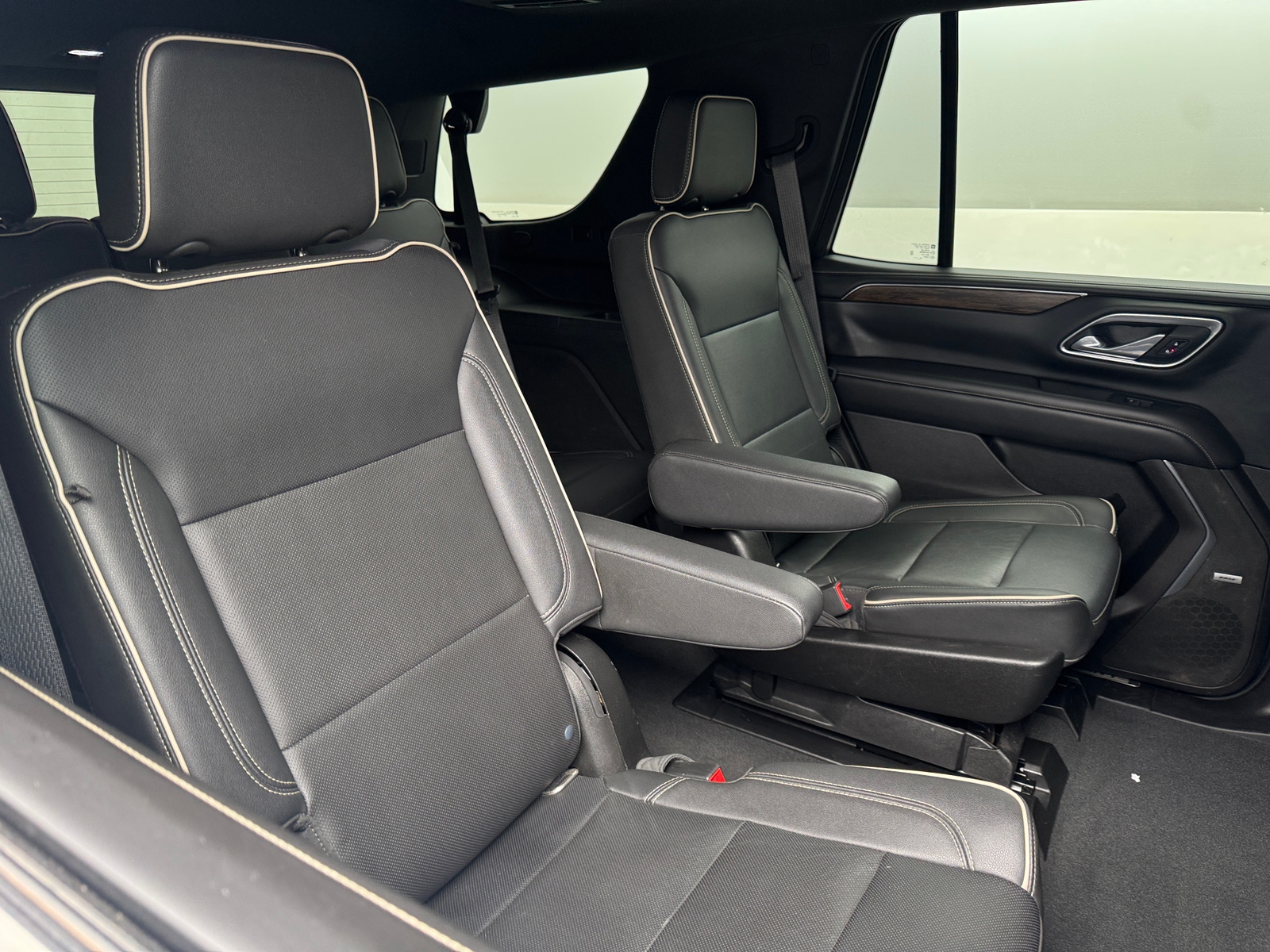Thumbnail: 2021 Chevrolet Tahoe - 5