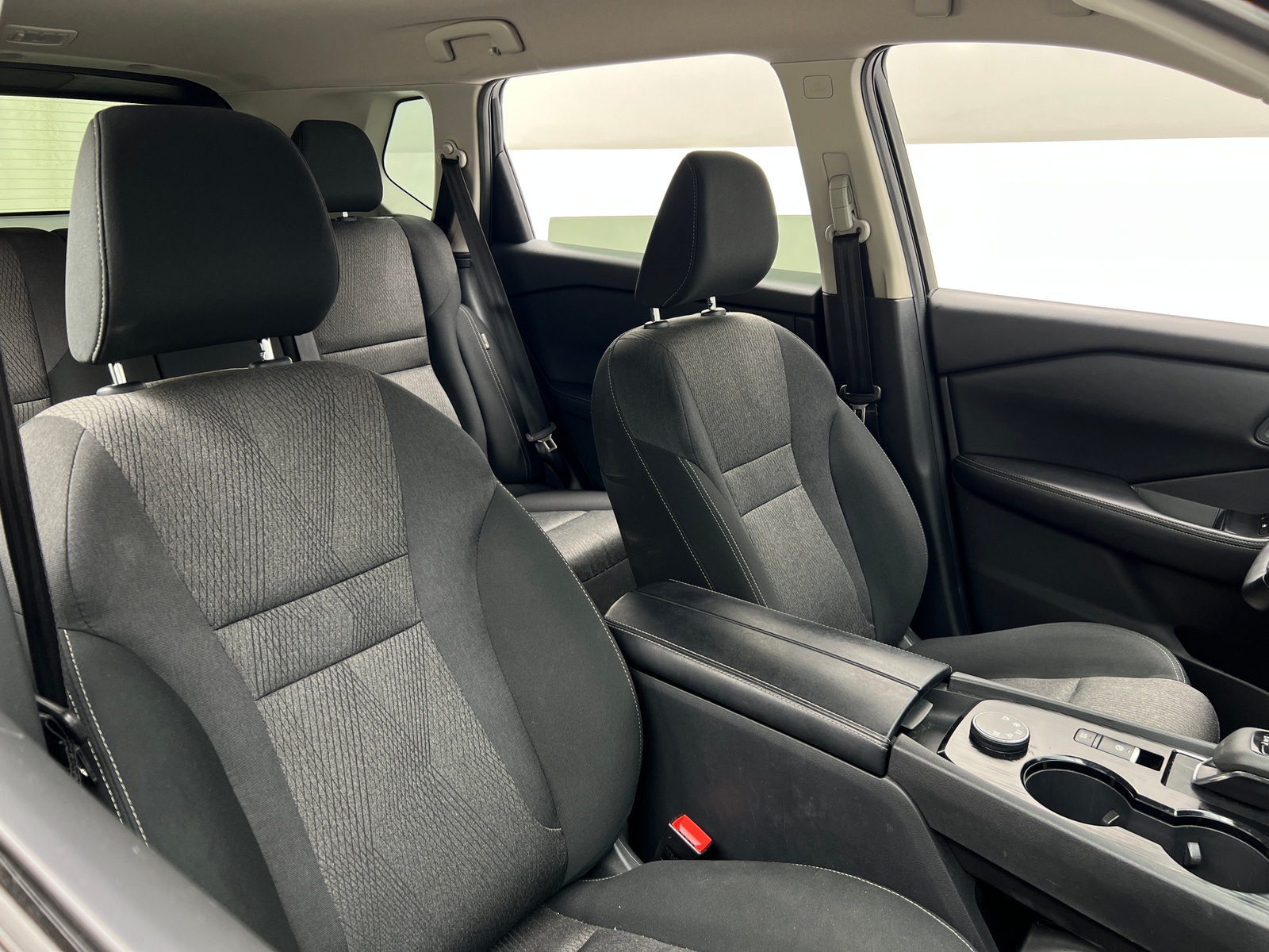 Thumbnail: 2025 Nissan Rogue - 2