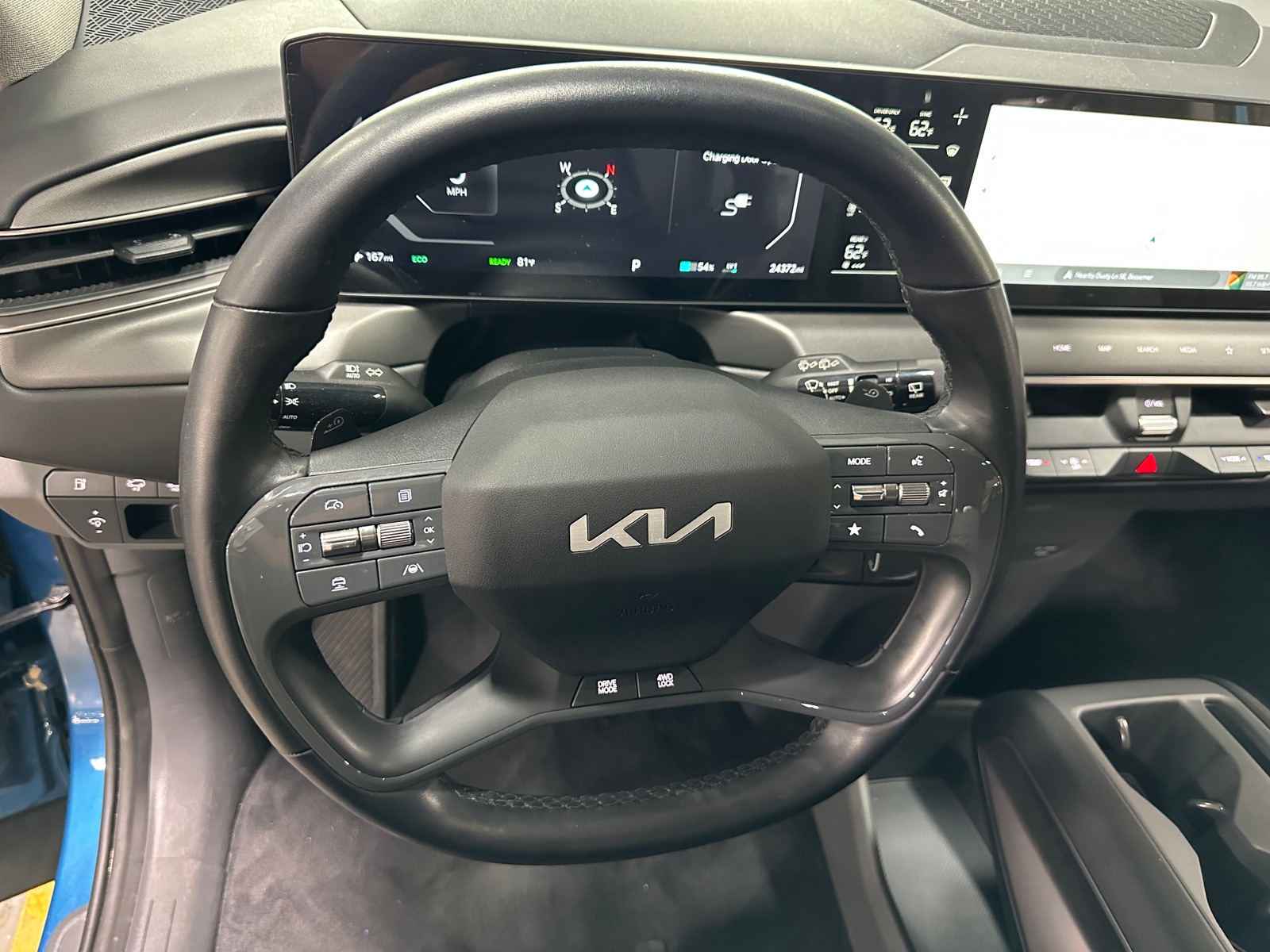 Thumbnail: 2024 Kia EV9 - 4