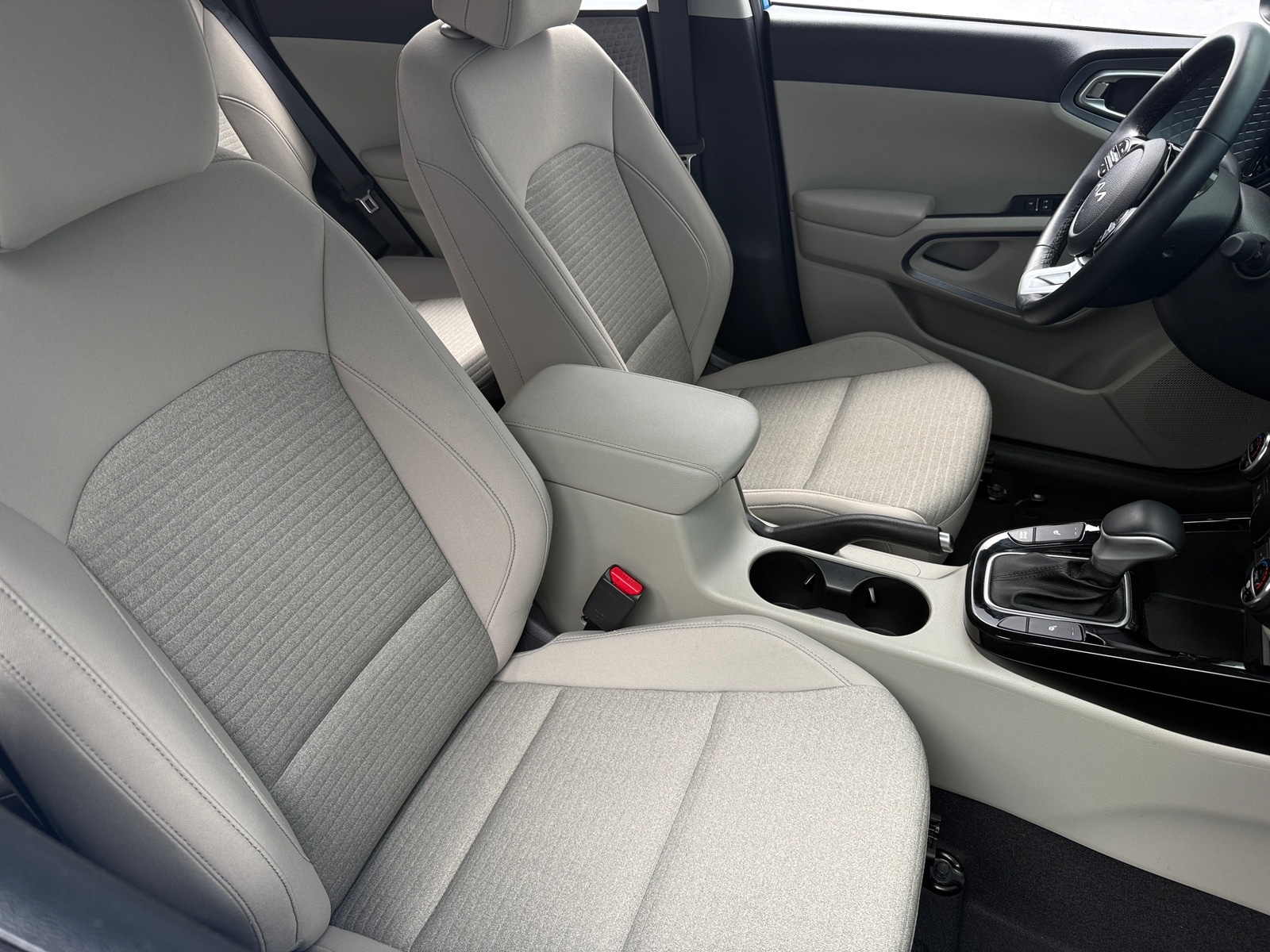Thumbnail: 2023 Kia Soul - 2