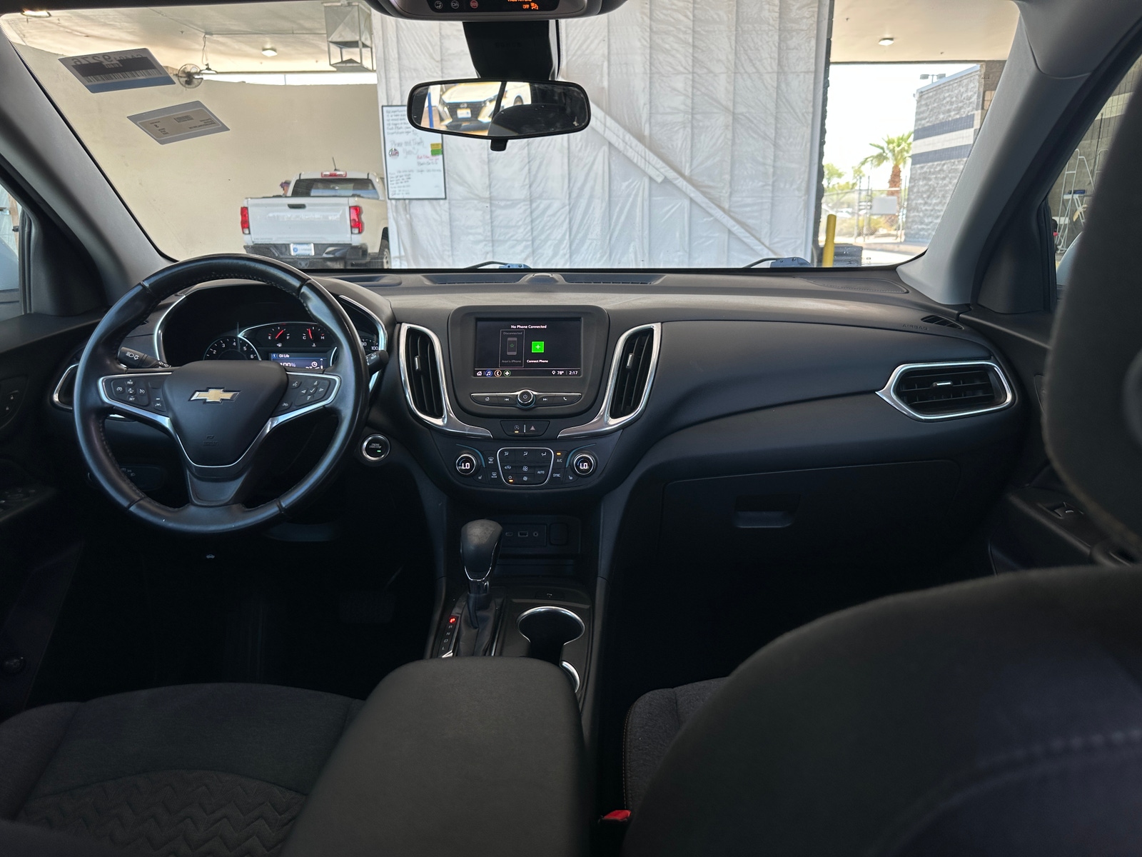 Thumbnail: 2022 Chevrolet Equinox - 3