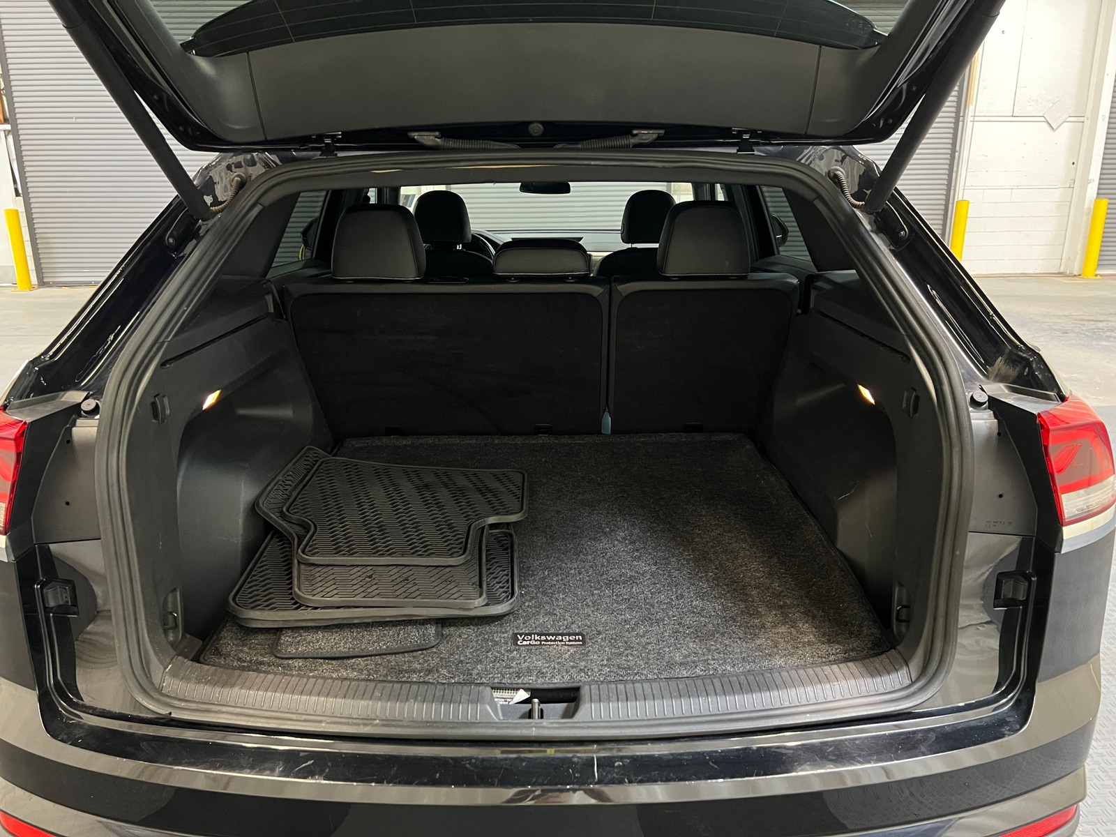Thumbnail: 2020 Volkswagen Atlas - 6