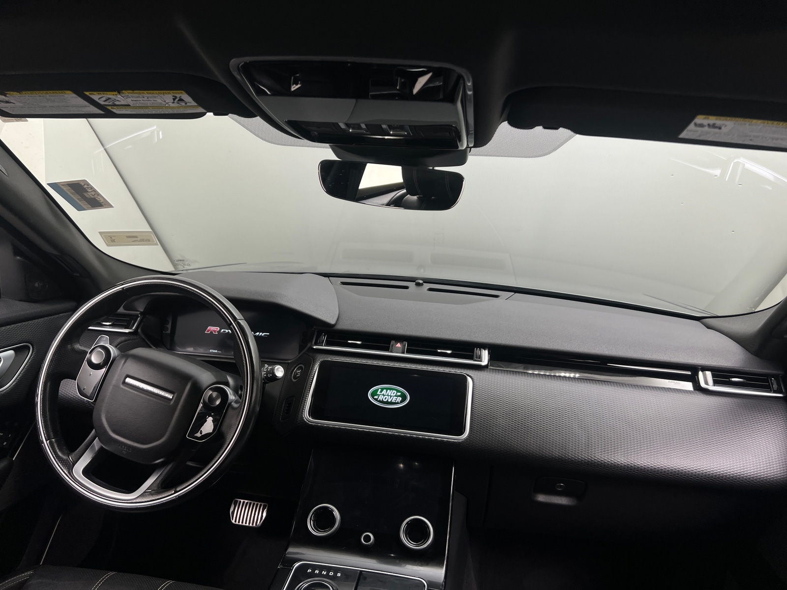 Thumbnail: 2018 Land Rover Range Rover Velar - 3