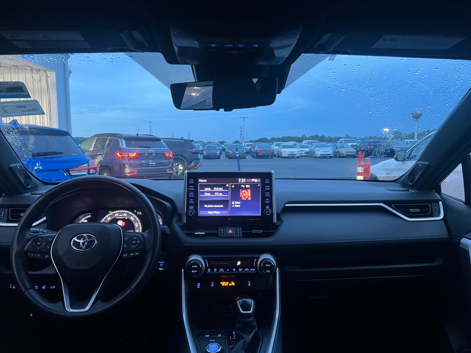 Thumbnail: 2022 Toyota RAV4 - 2