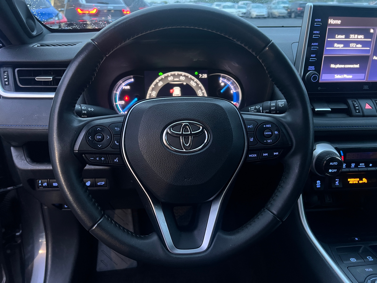 Thumbnail: 2022 Toyota RAV4 - 4