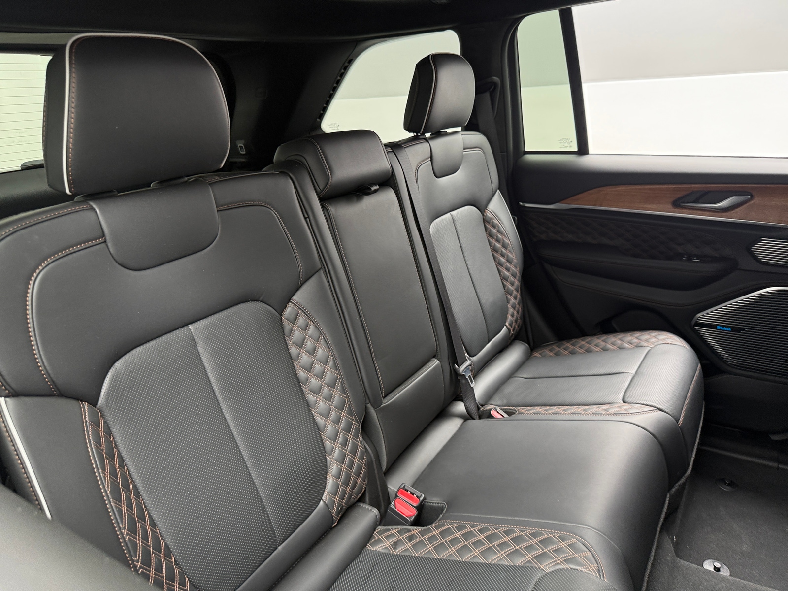 Thumbnail: 2025 Jeep Grand Cherokee - 5