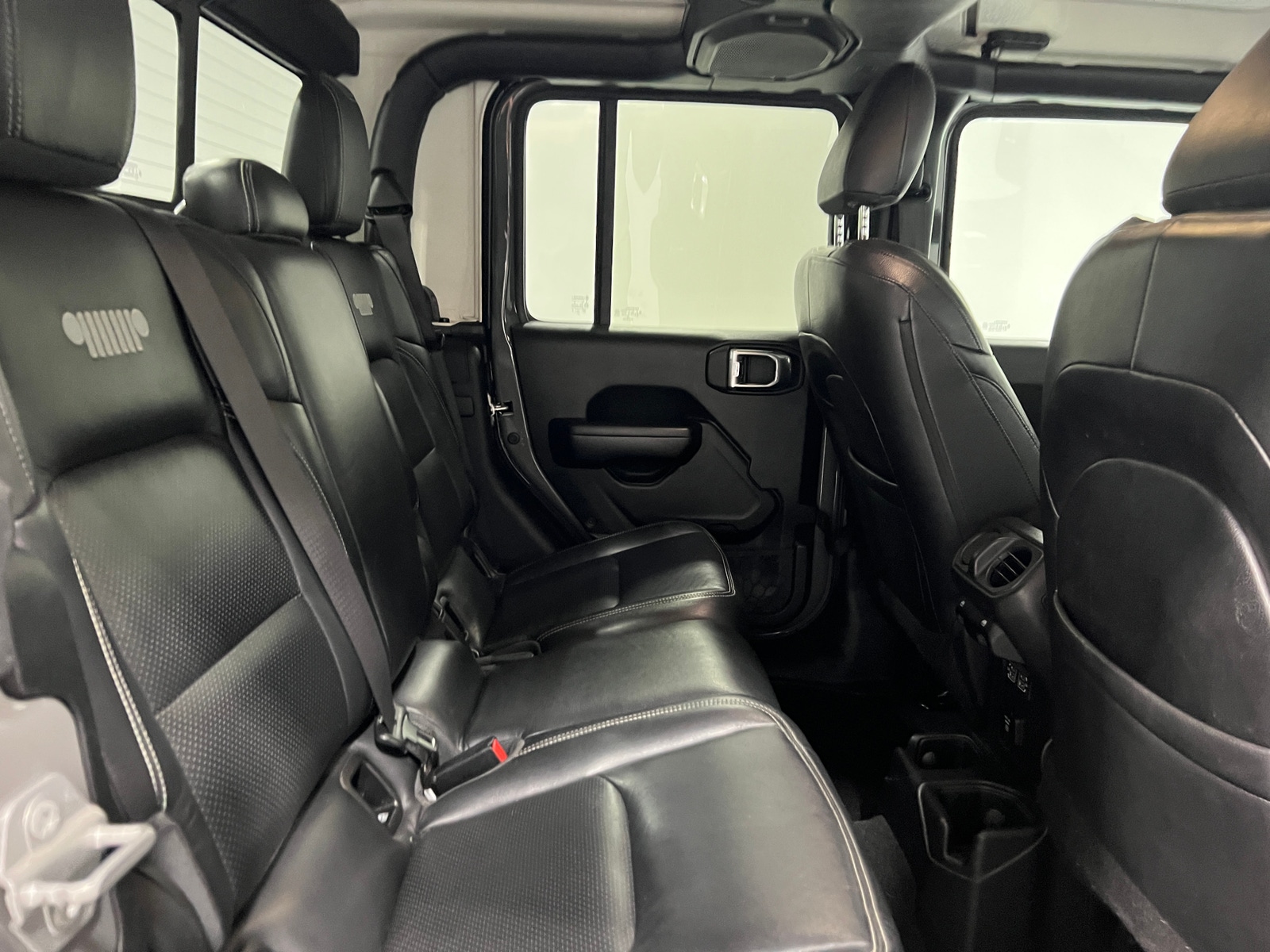 Thumbnail: 2021 Jeep Gladiator - 6