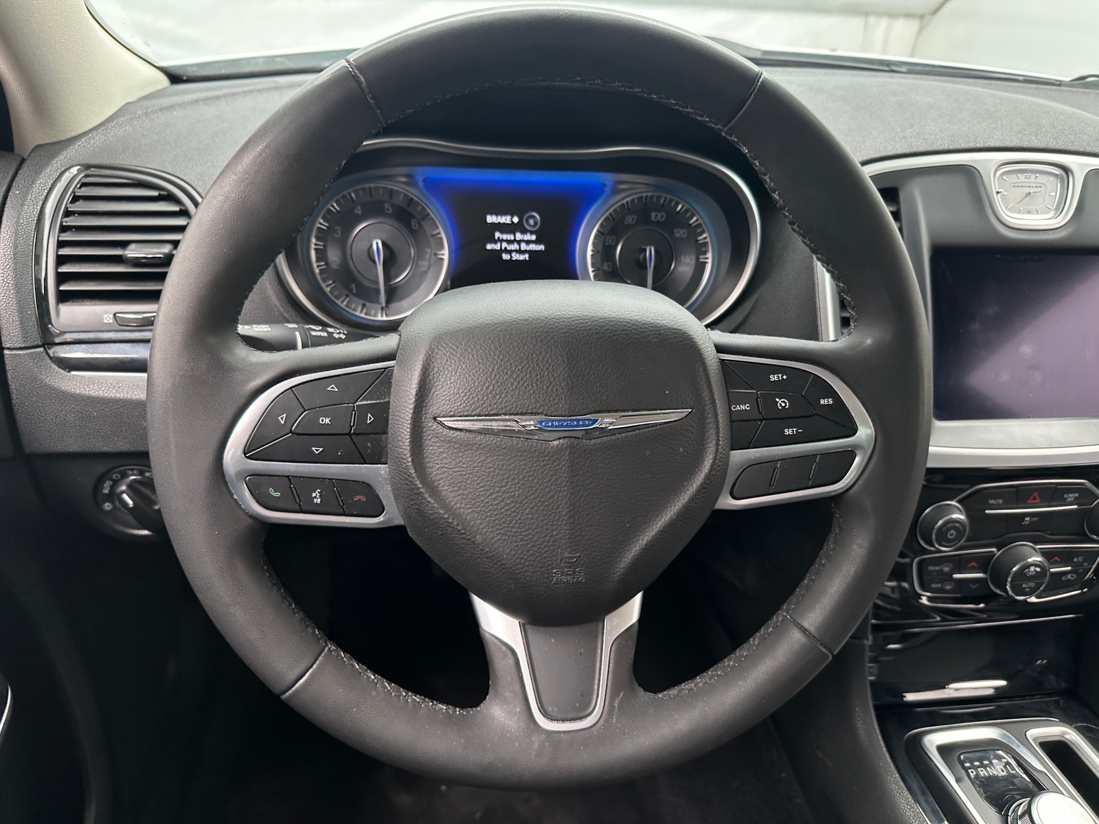 Thumbnail: 2023 Chrysler 300 - 5