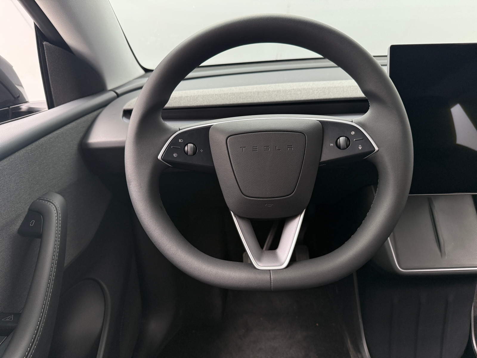 Thumbnail: 2026 Tesla Model Y - 5