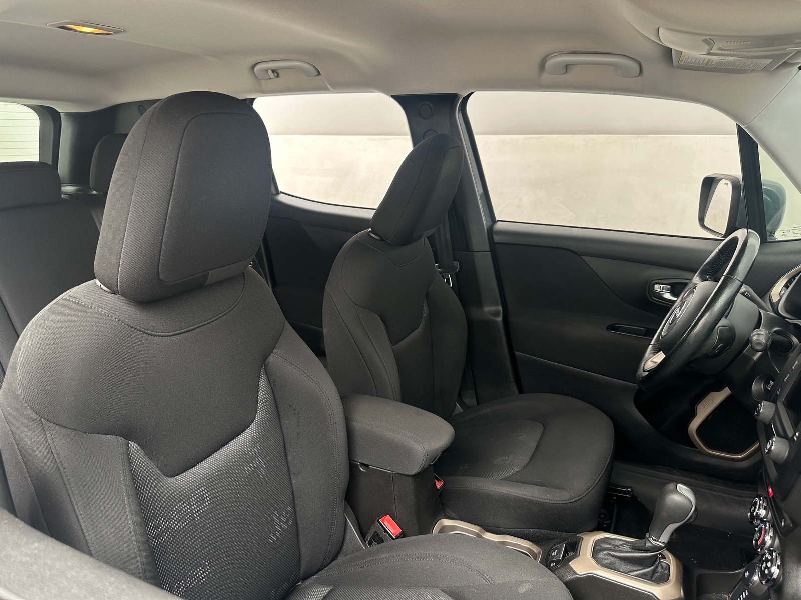 Thumbnail: 2017 Jeep Renegade - 2